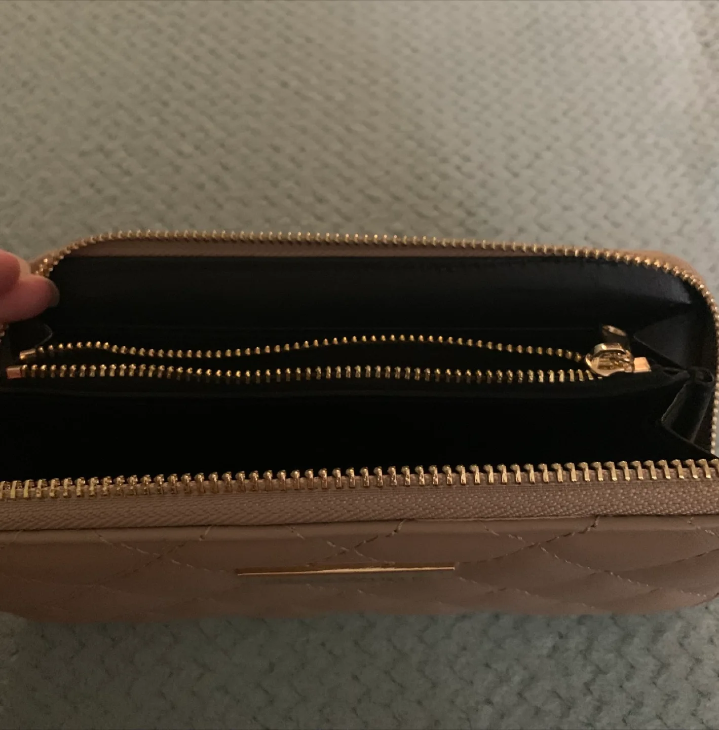 Ron White Quilted Wallet - BRAND NEW image indicator(2)