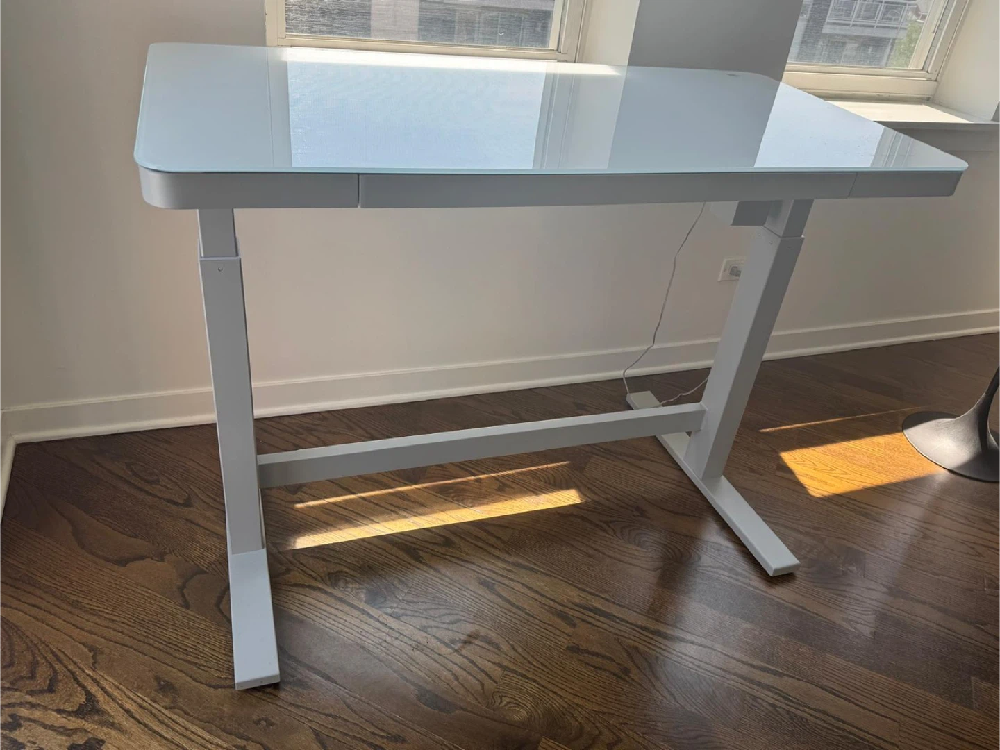 White Adjustable Standing Desk