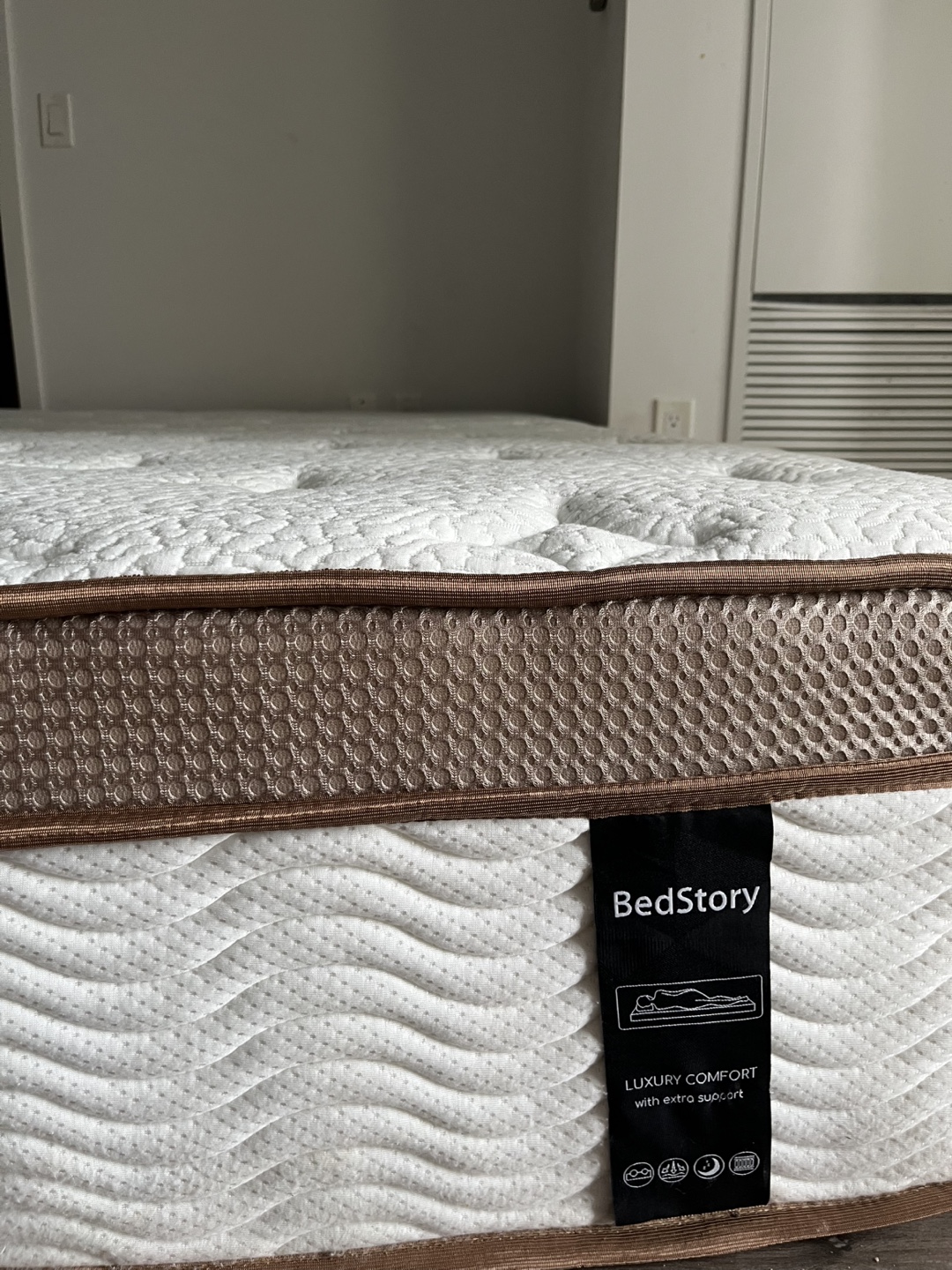 Pickup Tomorrow, BedStory Hybrid King Mattress 14-Inch - photo 2
