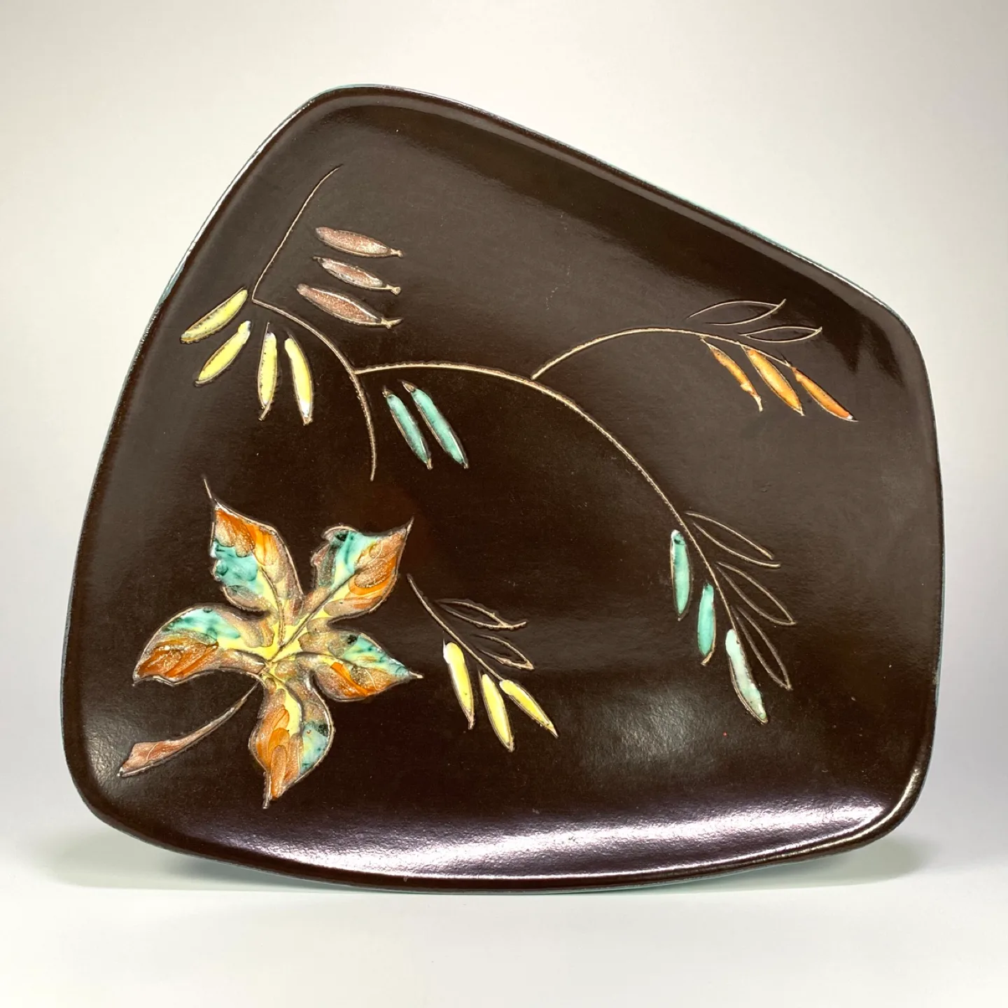 Vintage Mid-Century Trinket Dish image indicator(2)