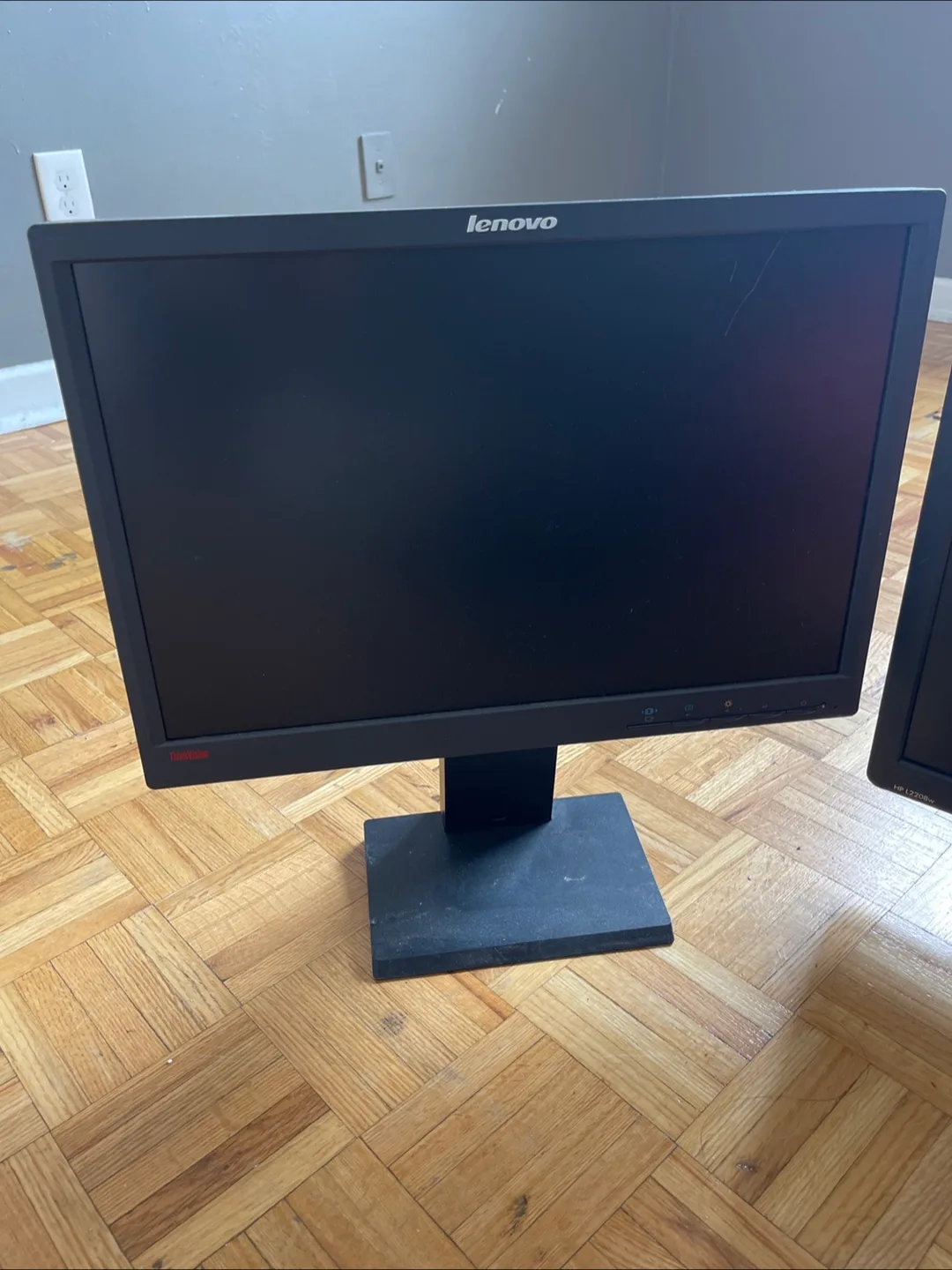HP & Lenovo Monitors image indicator(2)