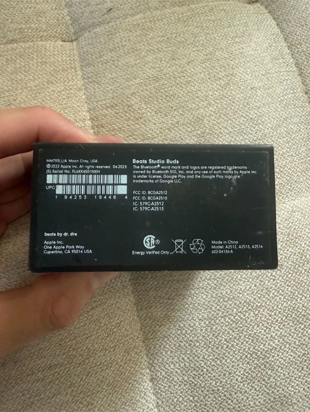 New Beats Studio Buds - Moon Gray image indicator(2)