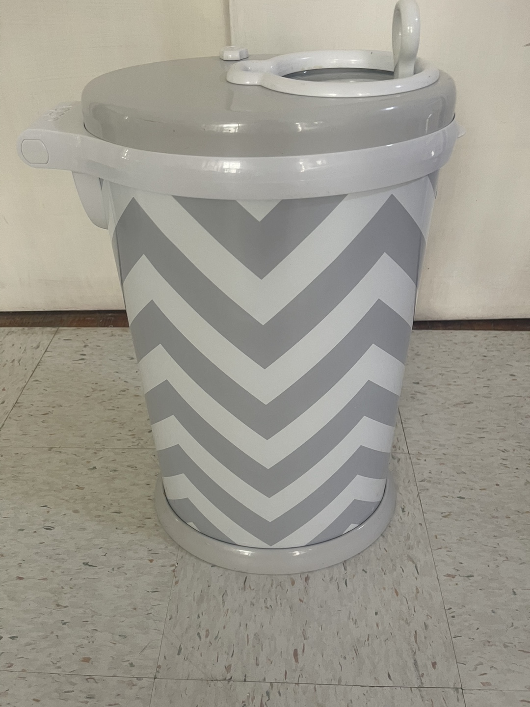 Ubbi Diaper Pail - Gray Chevron