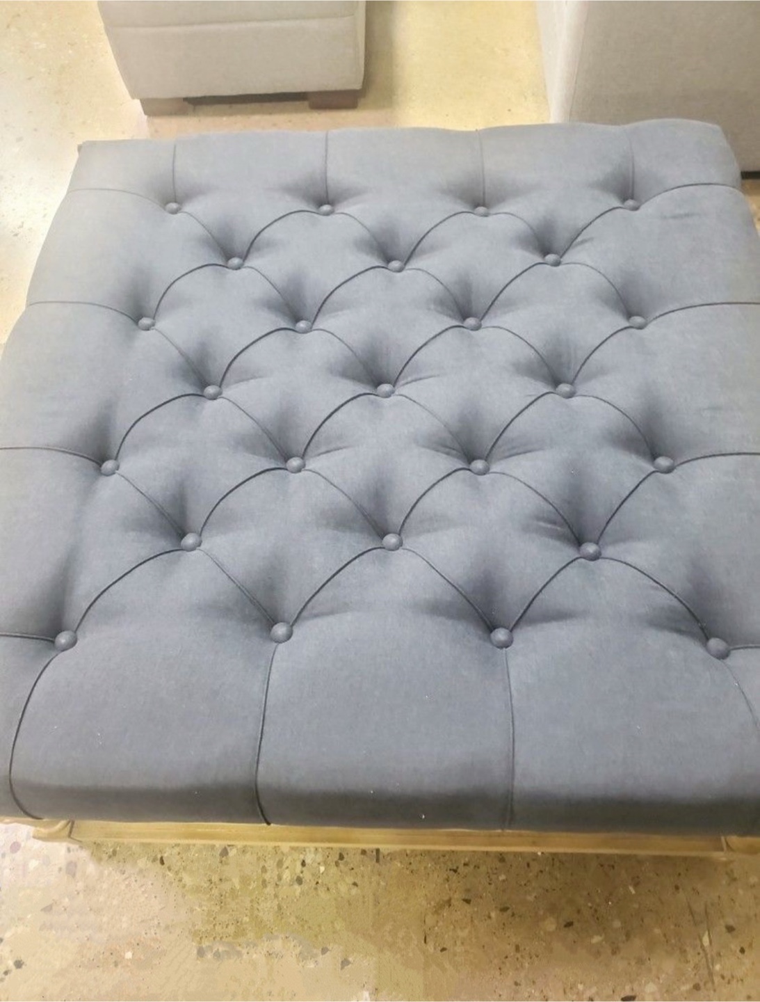 New Large Grey Cocktail Ottoman Coffee Table - photo 4