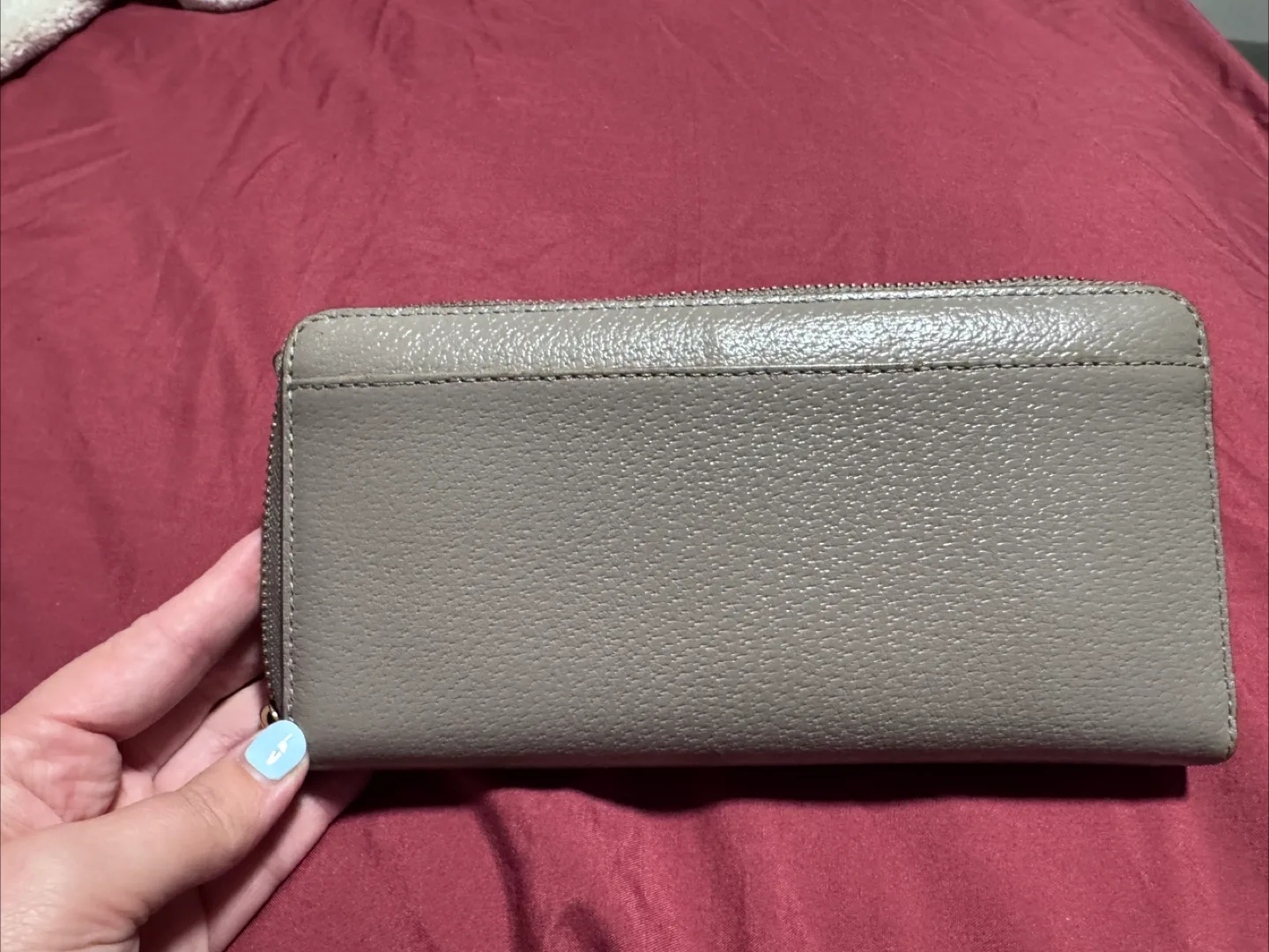 Kate Spade Leather Wallet image indicator(2)