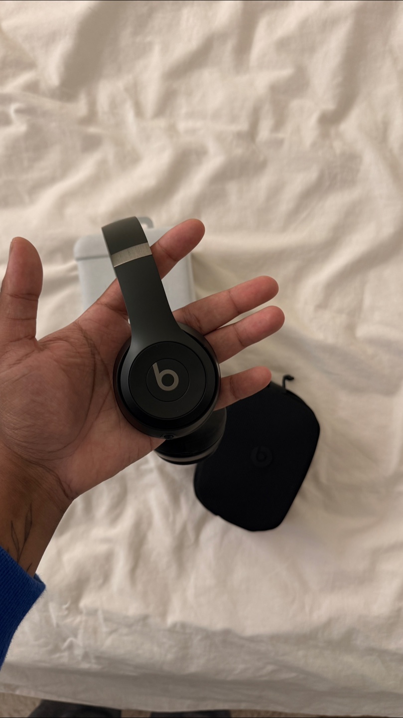 Beats Solo 4 On-Ear Headphones - photo 2