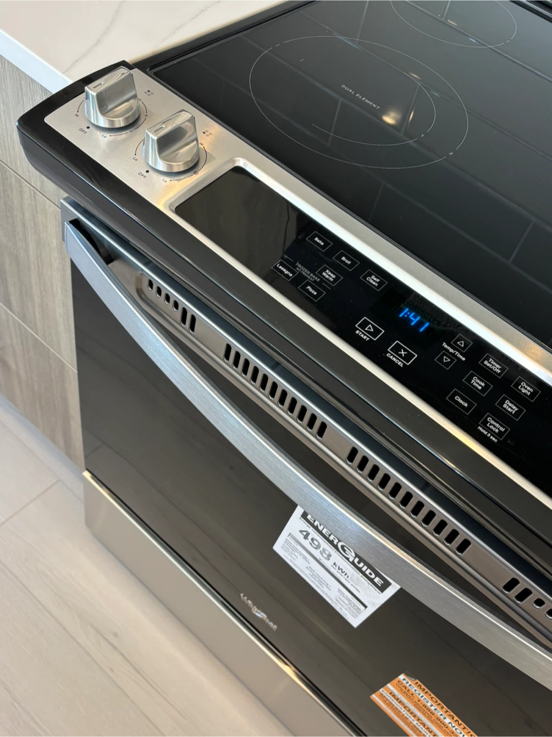 Whirlpool YWEE515SOLS Electric Range - photo 2