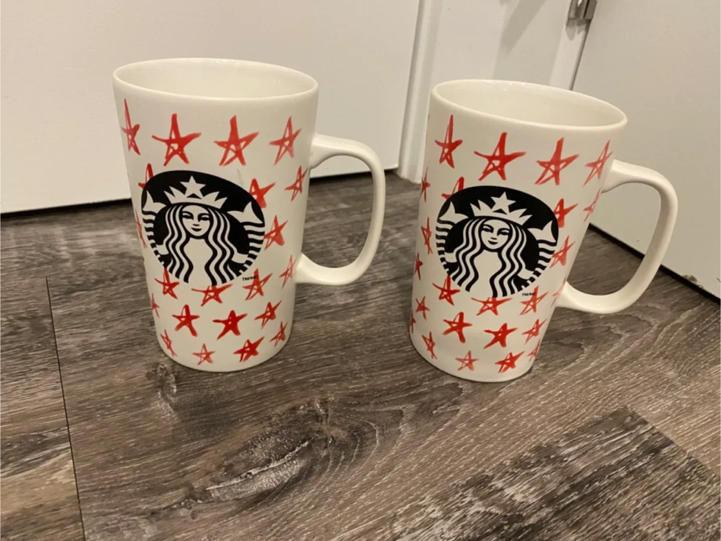 Starbucks 16oz Mugs (Set of 2) 2014 Red Star Patten thumbnail