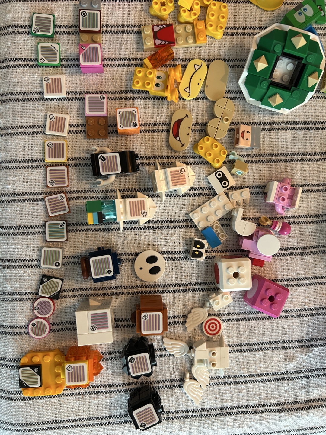 Lego Super Mario Set Pieces - photo 5