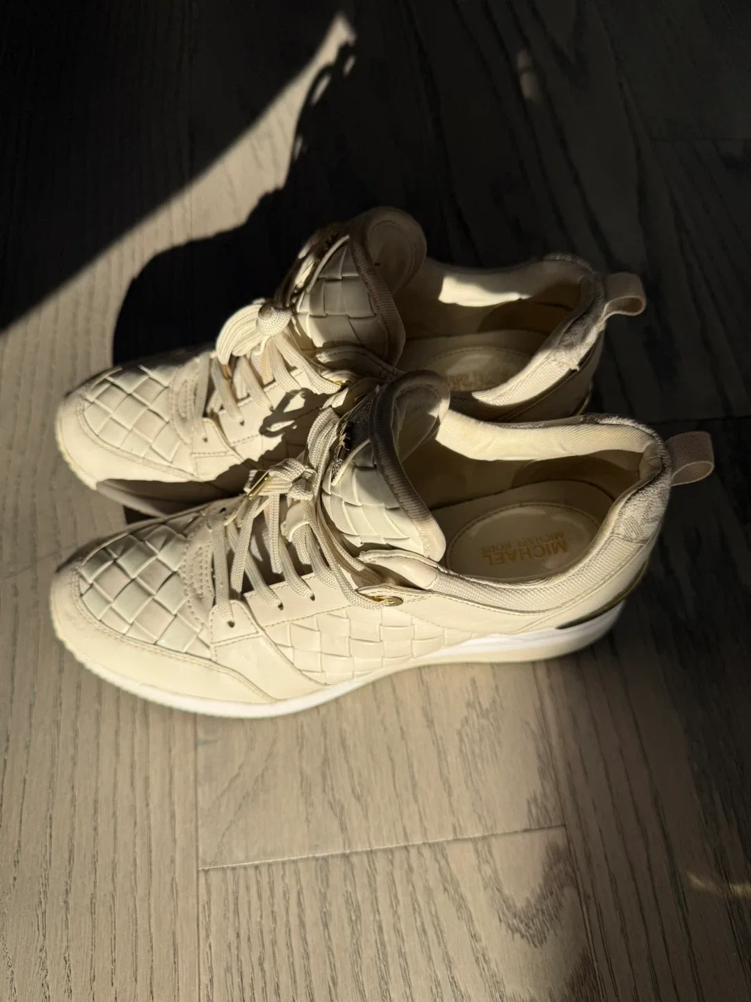 Michael Kors Cream/Gold Sneakers, Size 7.5M image indicator(8)