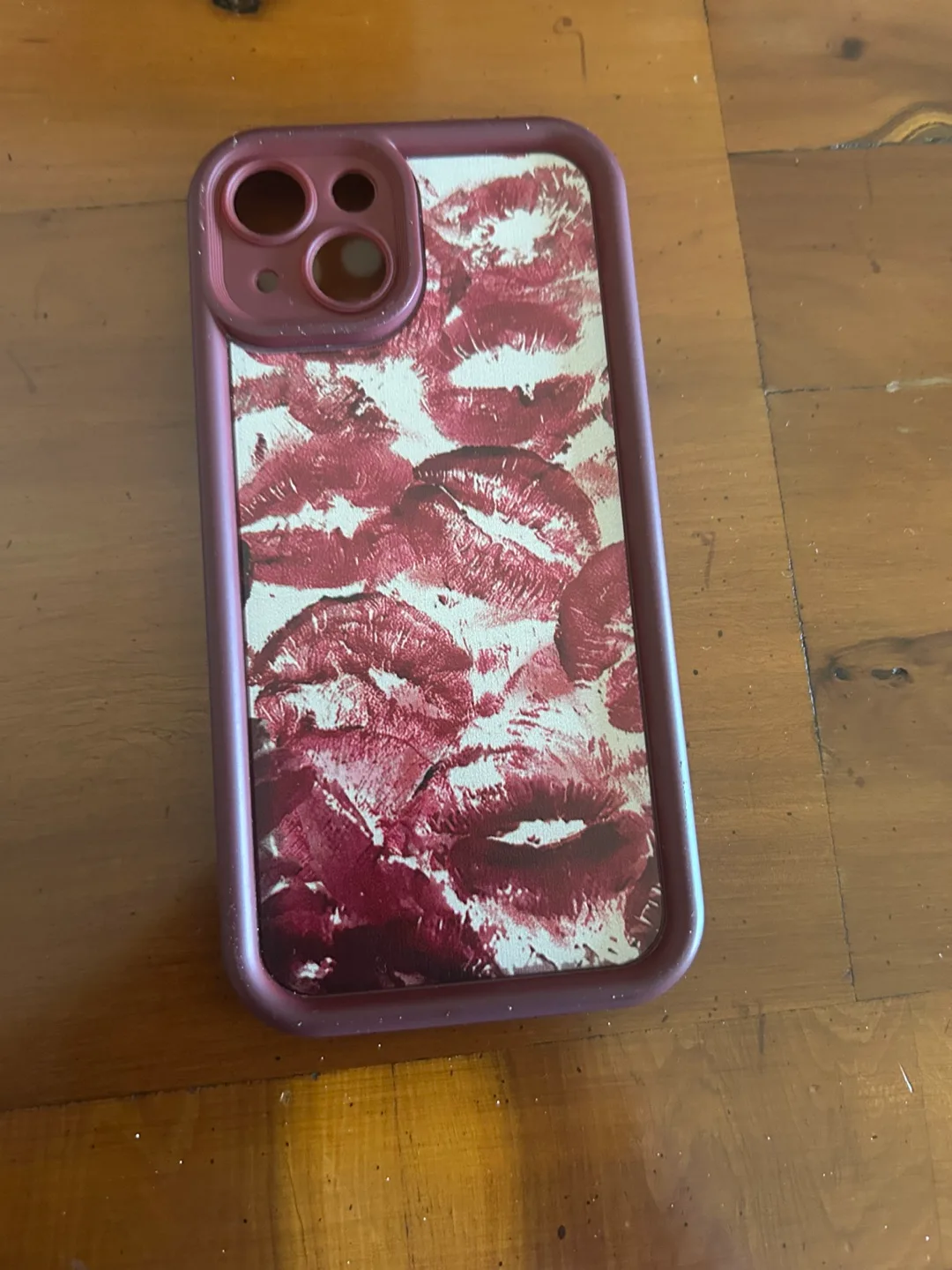 Phone case 14 and cat plushie thumbnail