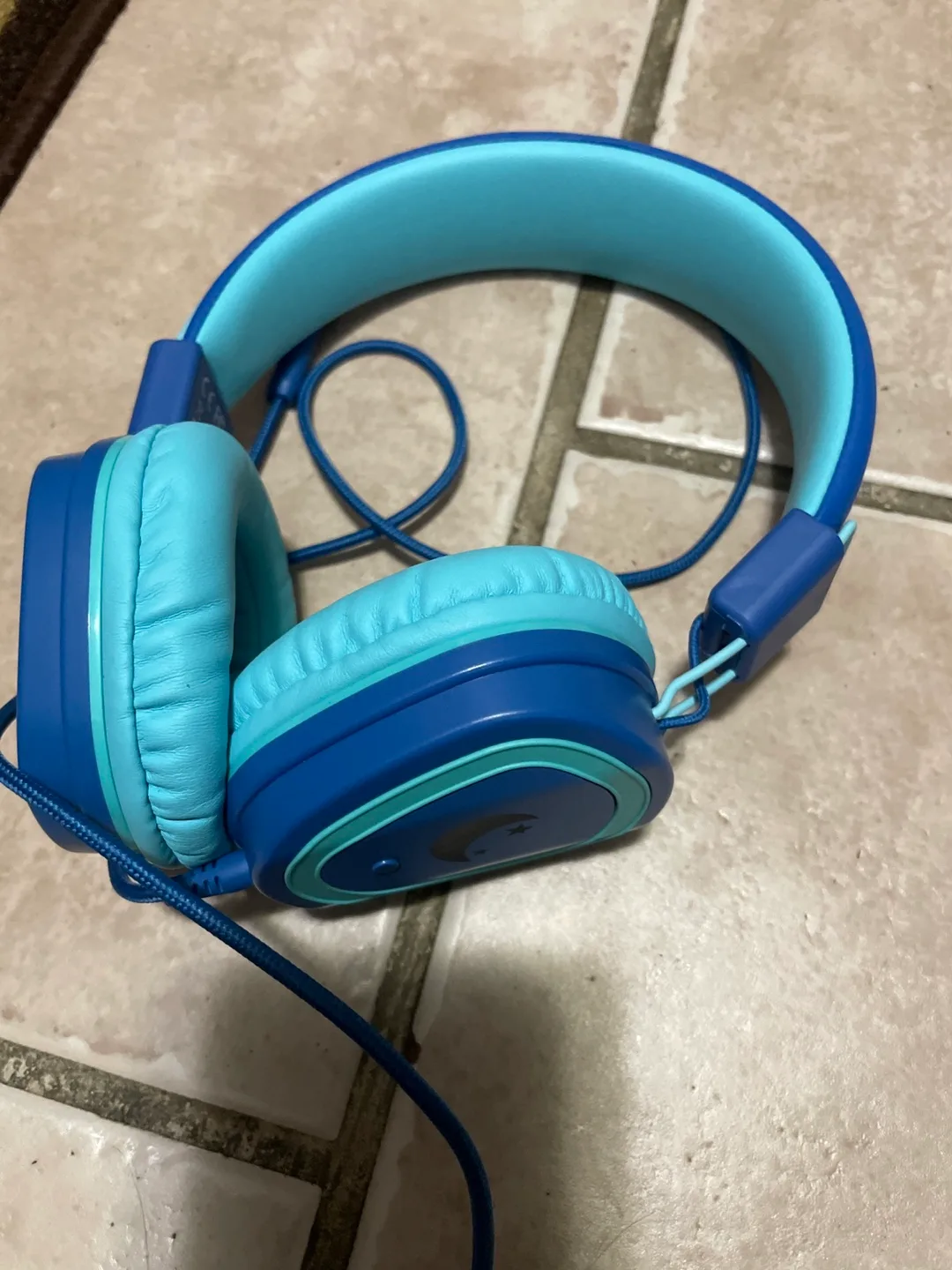 Blue Kids Headphones thumbnail