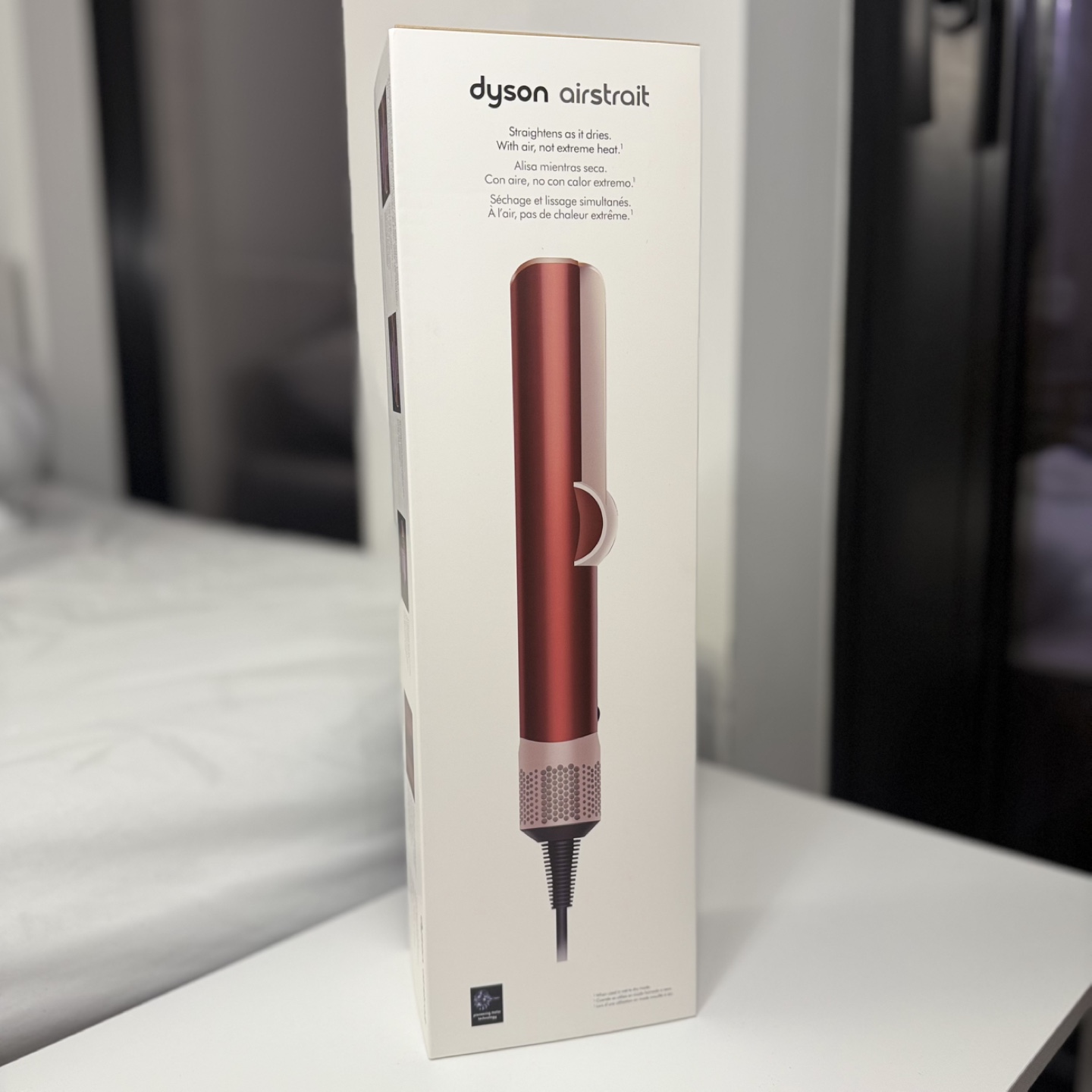 Dyson Airstrait Straightener - New in Box - photo 4