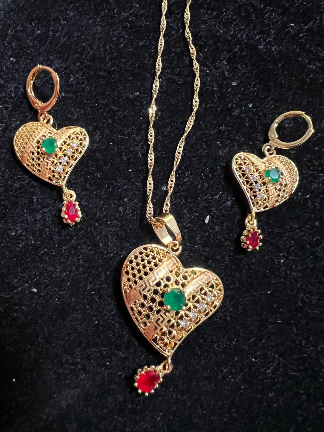Gold Heart Pendant Necklace & Earrings Set