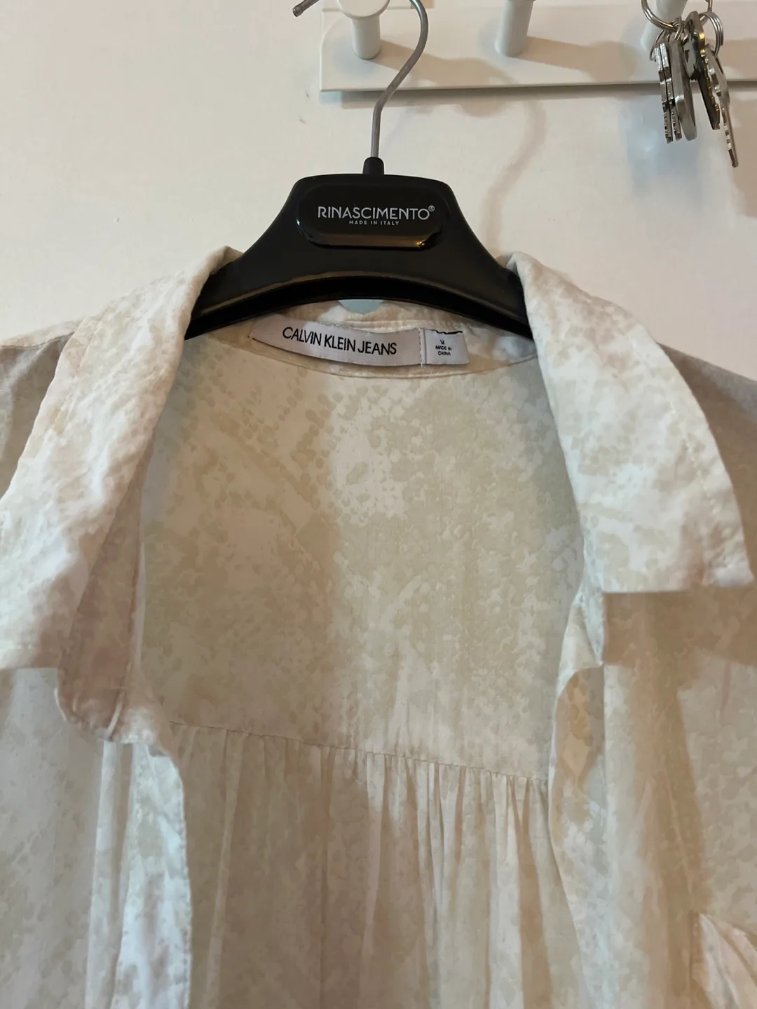 Calvin Klein Jeans Blouse - Size M image indicator(2)