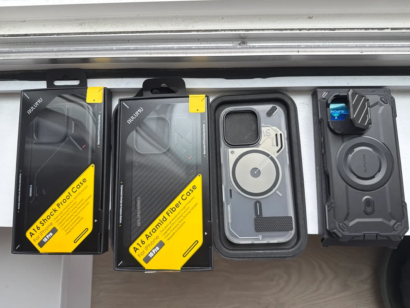 iPhone 16 Pro Cases: Aulumu & SUPCASE thumbnail