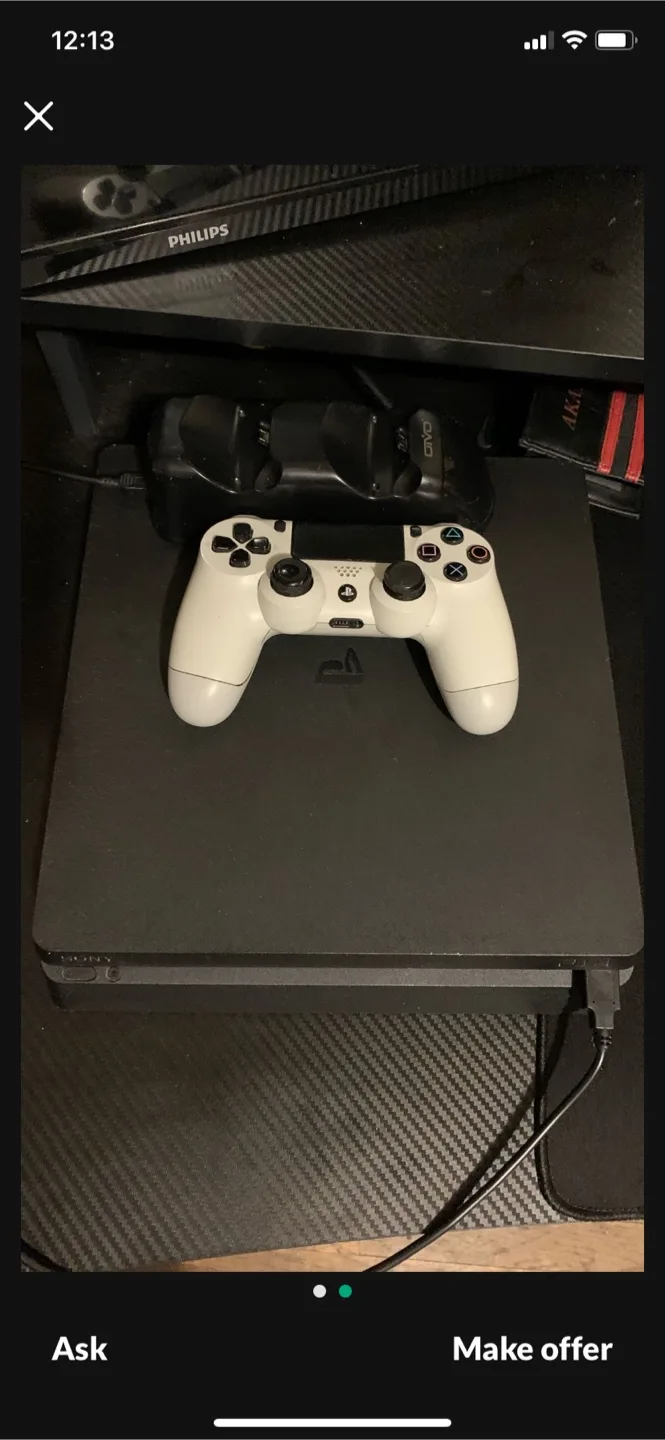 Sony PlayStation 4 Console with Controller thumbnail