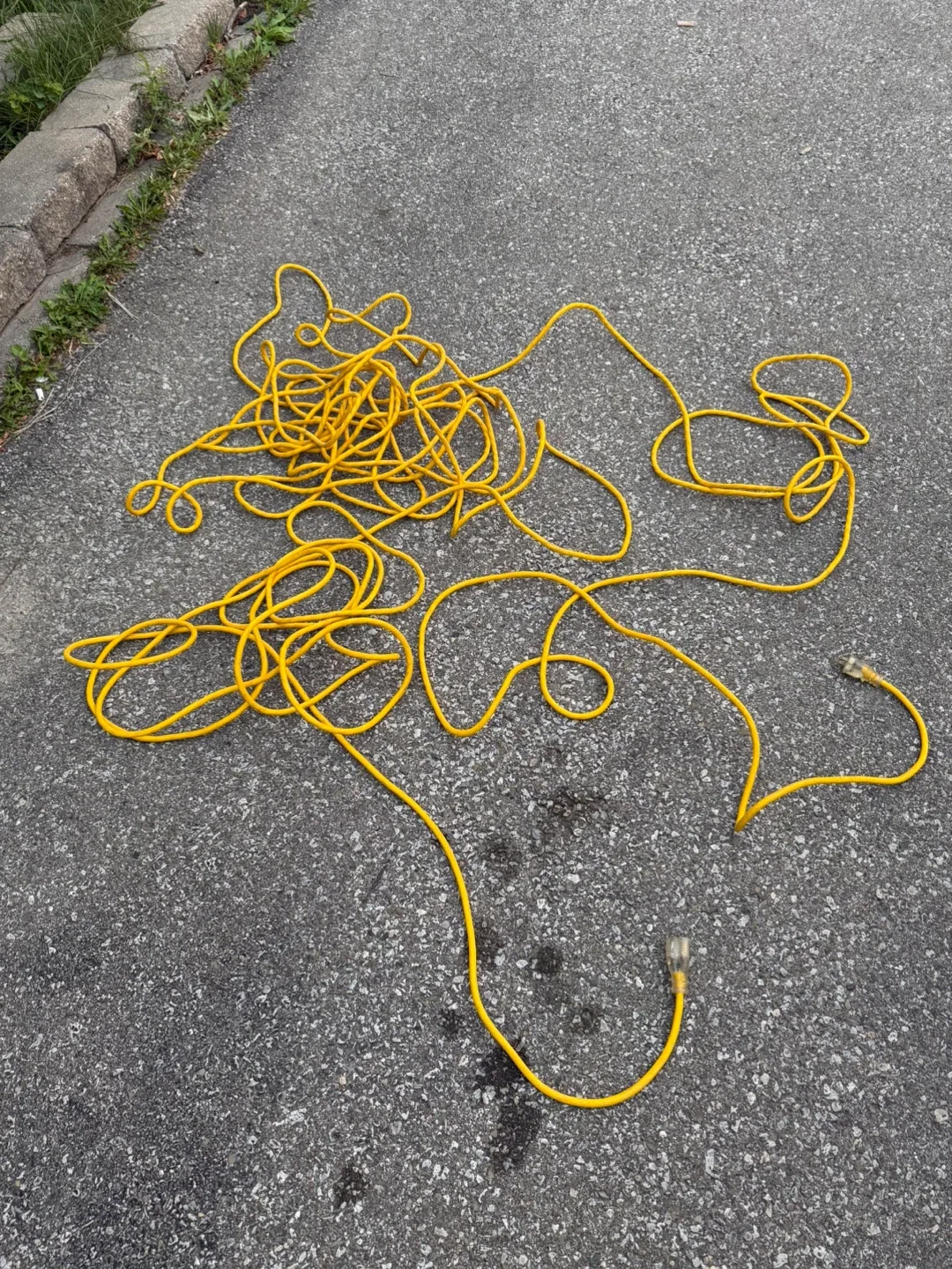 Yellow Extension Cord 30 meter thumbnail
