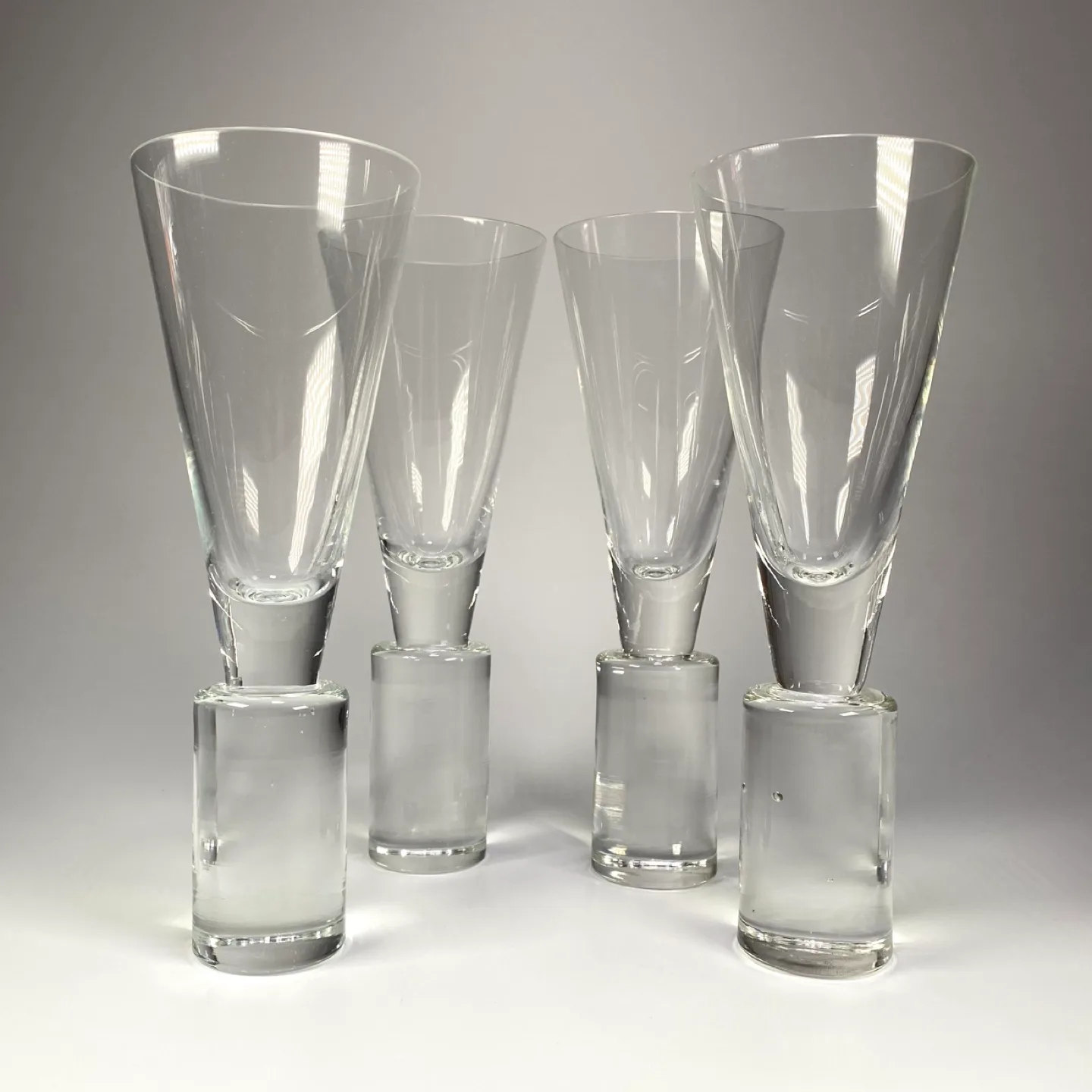 Set of 4 Sasaki Collonade Crystal Champagne Flutes thumbnail