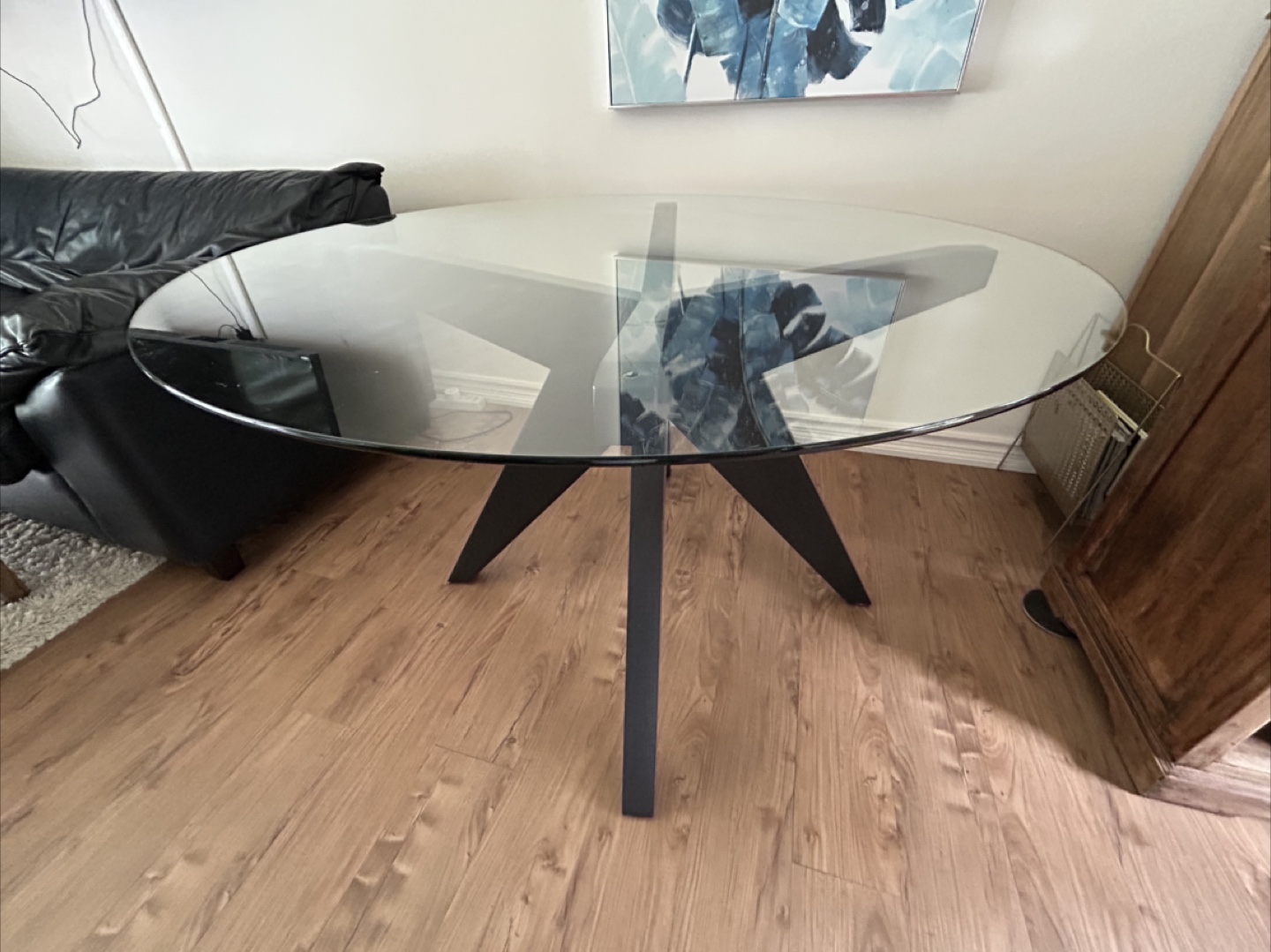 EQ3 Round Glass Top Dining Table - photo 4