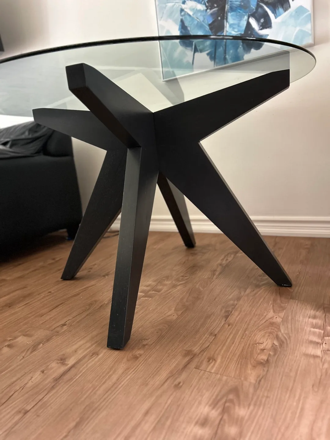 EQ3 Round Glass Top Dining Table image indicator(2)