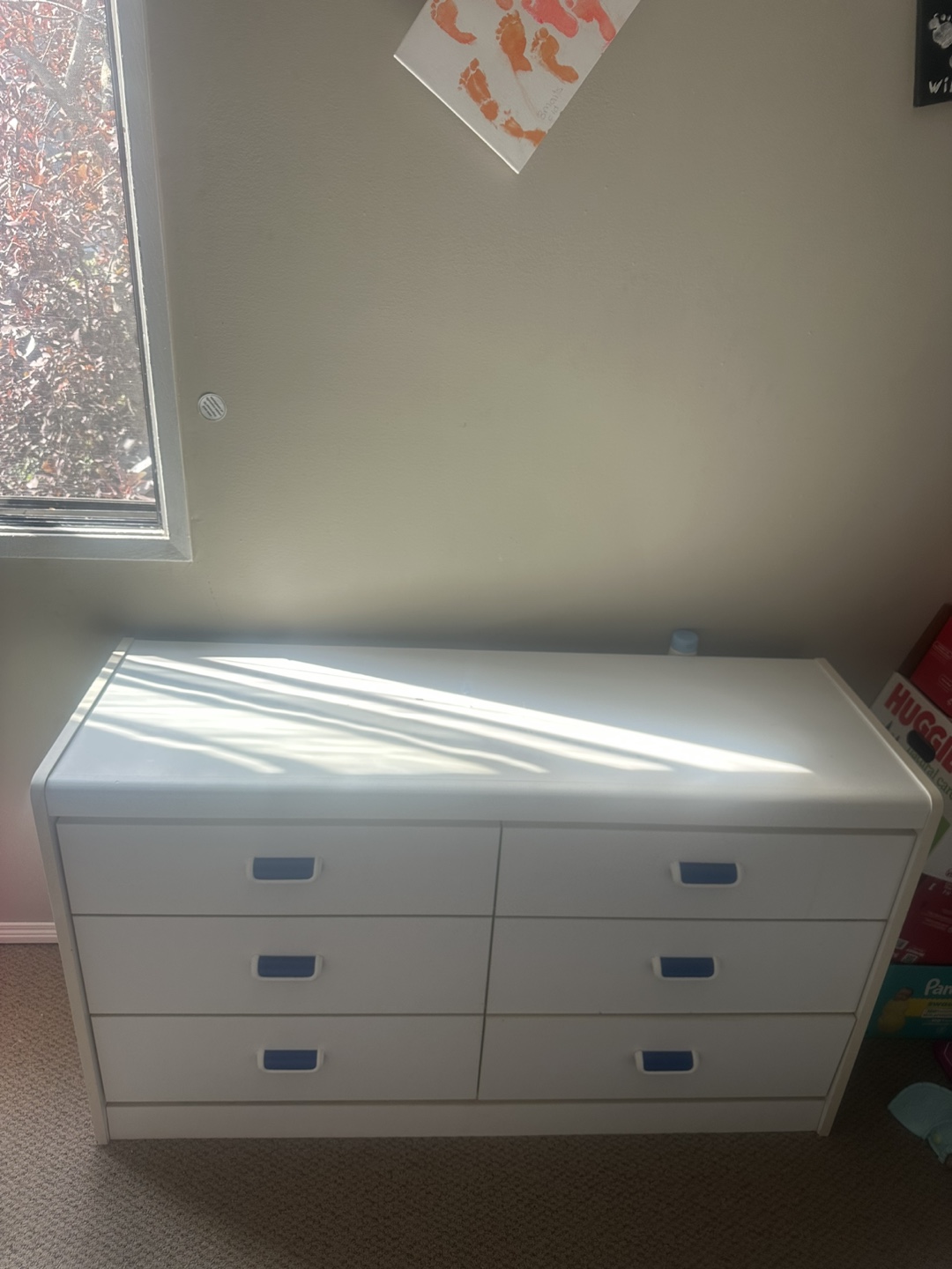 White 6-Drawer Dresser
