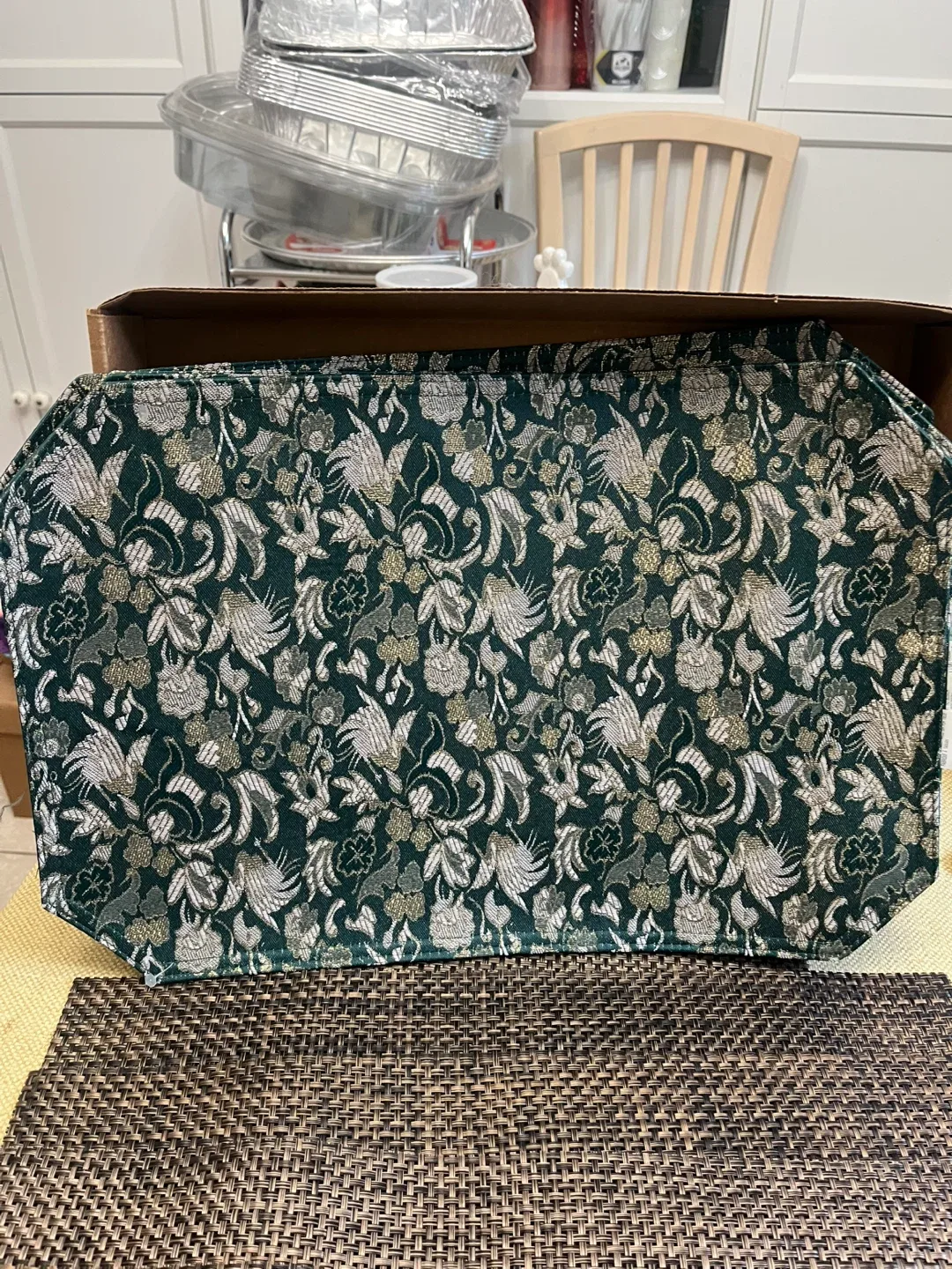 Green Floral Placemat thumbnail