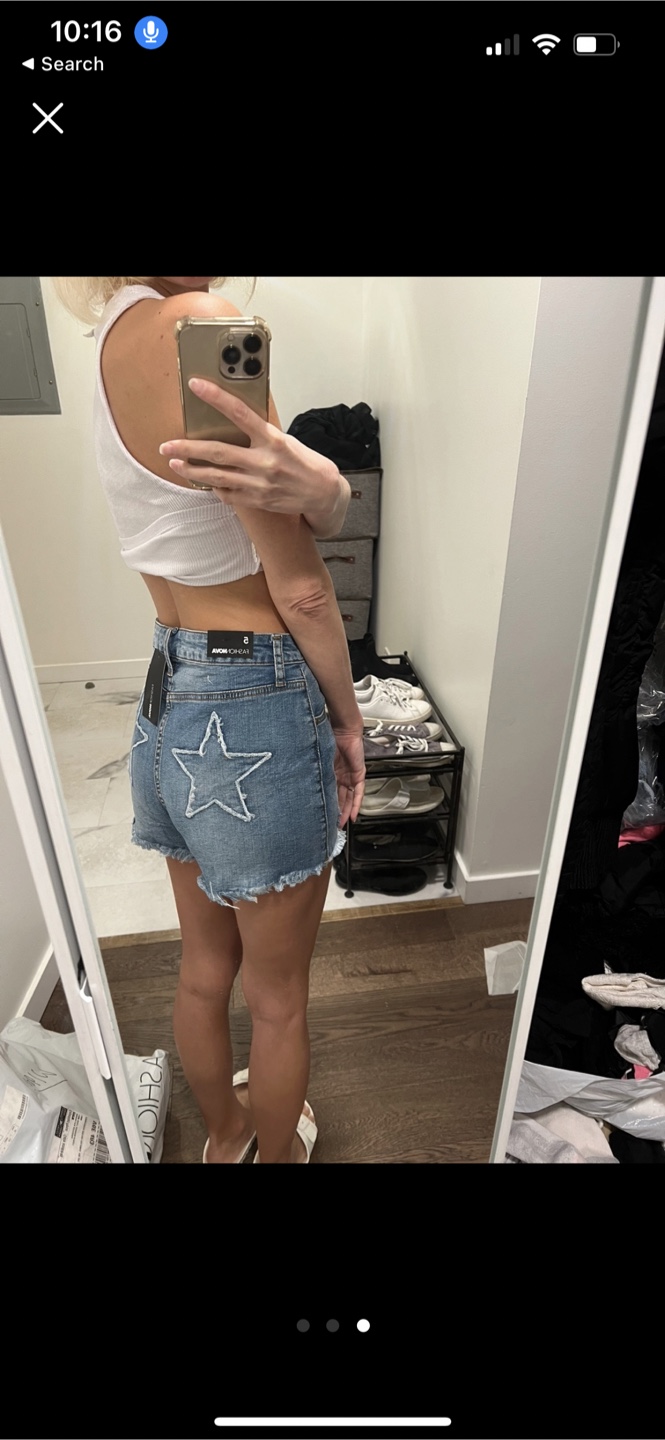5$ New Jeans shorts with star pocket