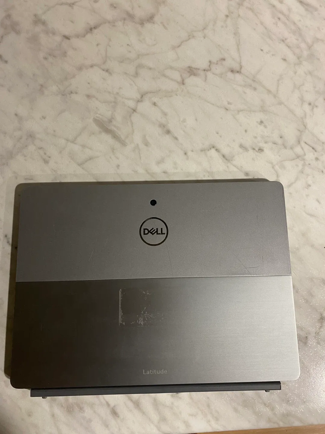 Dell Latitude 7200 2 in 1 image indicator(3)