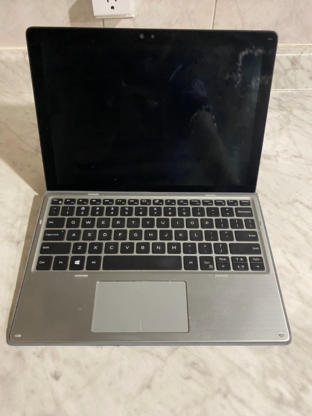 Dell Latitude 7200 2 in 1 image indicator(6)