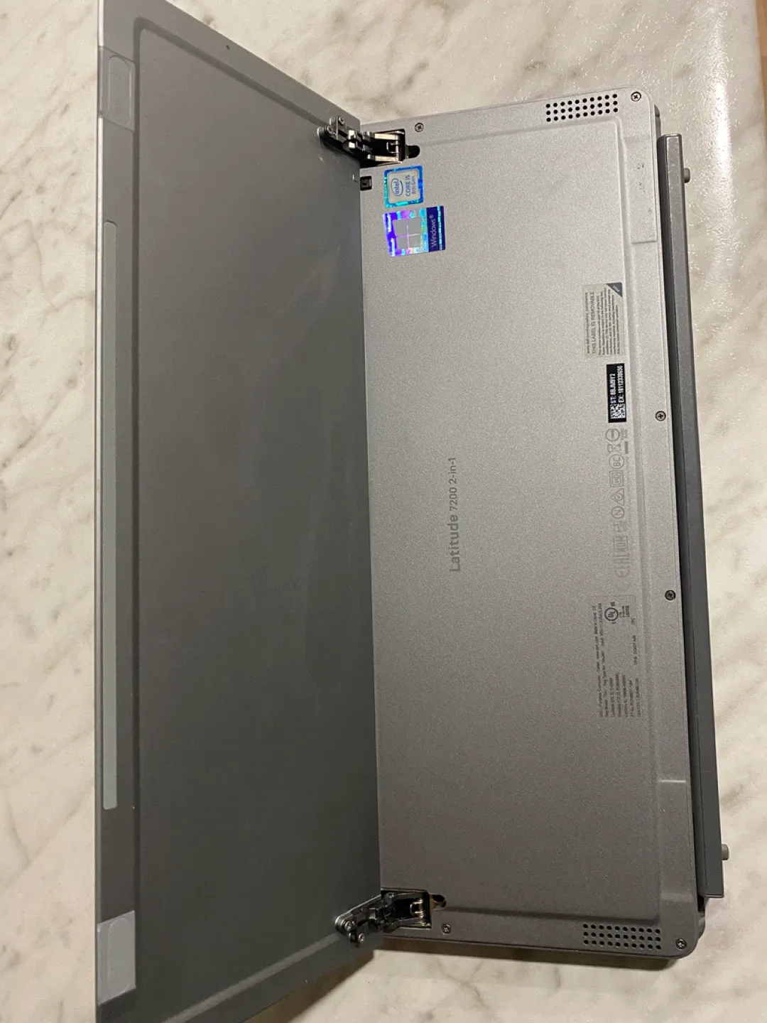 Dell Latitude 7200 2 in 1 image indicator(5)