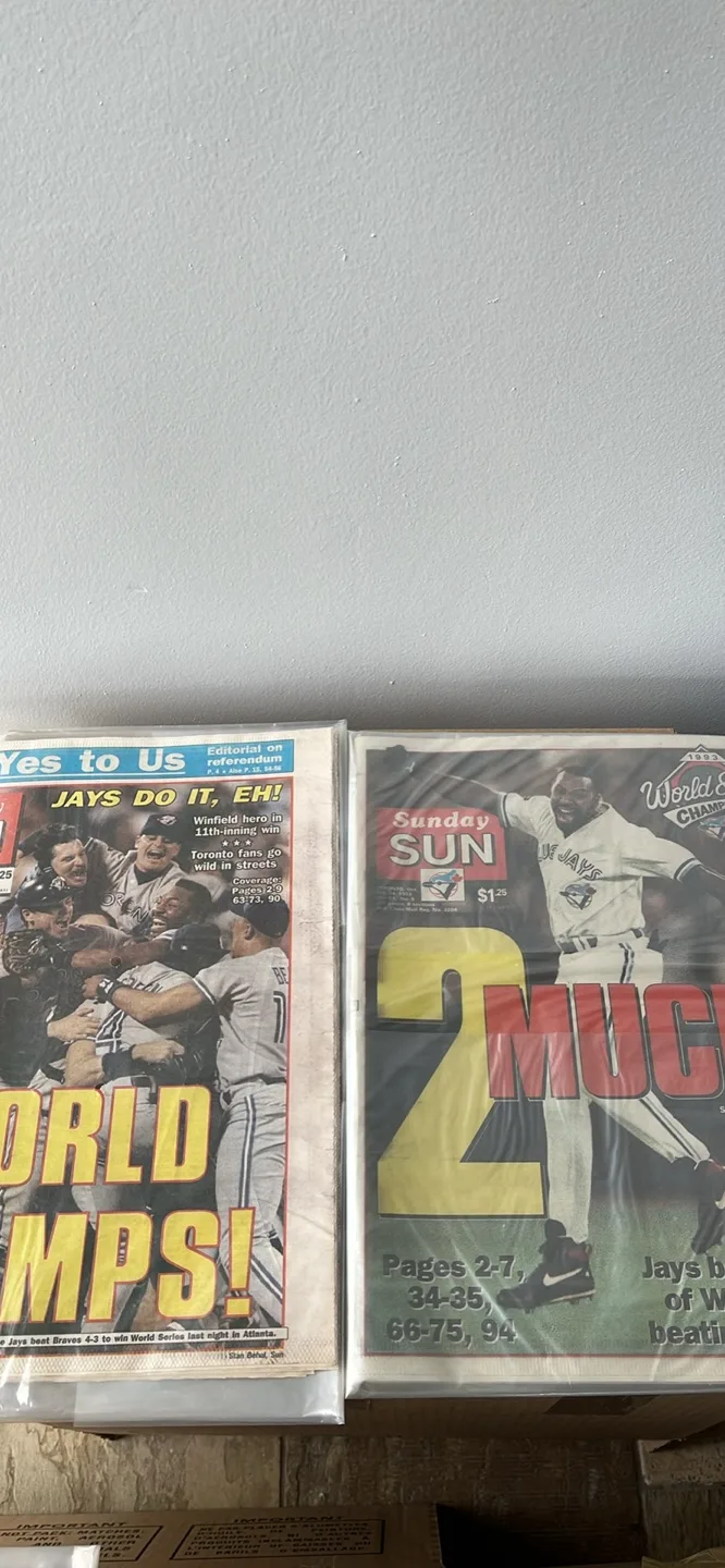 Toronto Sun Blue Jays World Series Newspapers thumbnail