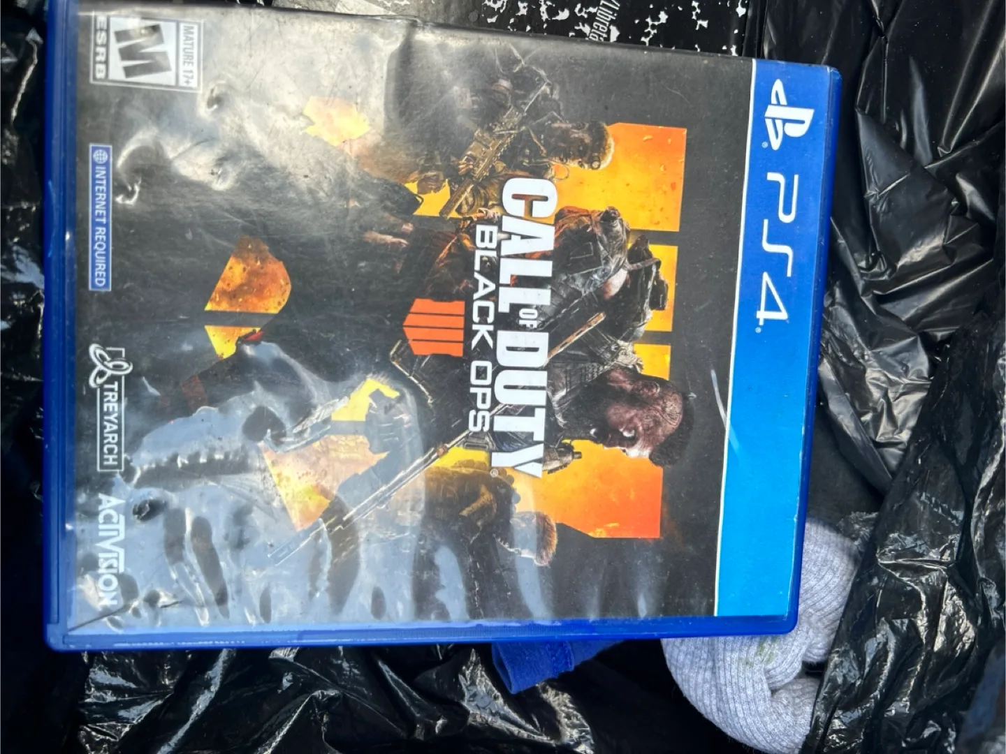 Call of Duty Black Ops 4 PS4 thumbnail