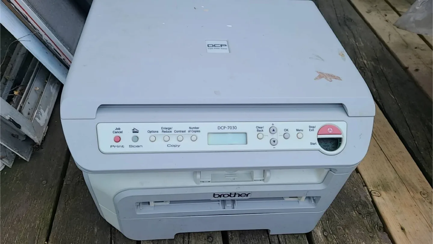 Brother DCP-7030 Printer/Scanner/Copier thumbnail