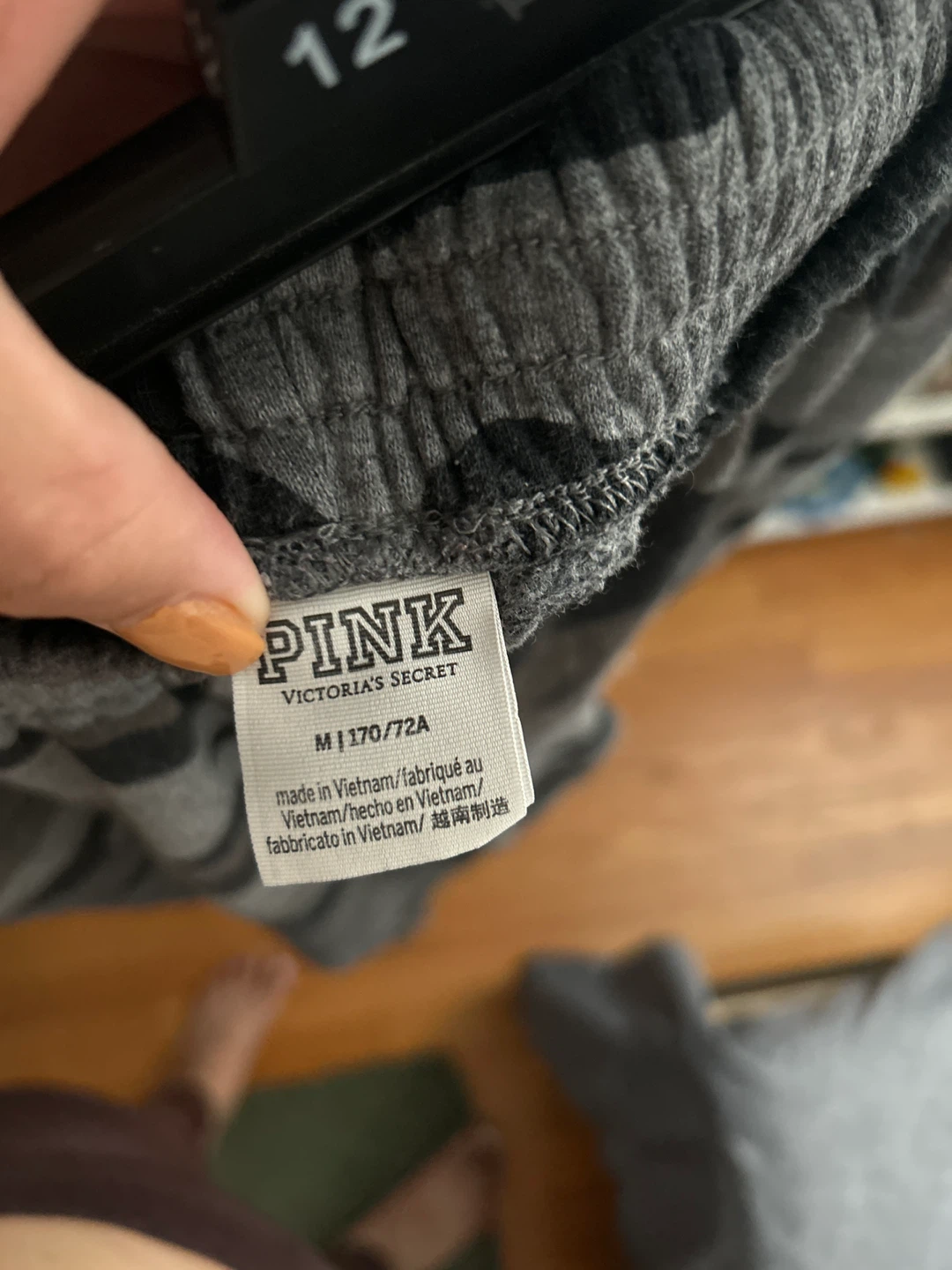 PINK Victoria Secret Camo Joggers - photo 2