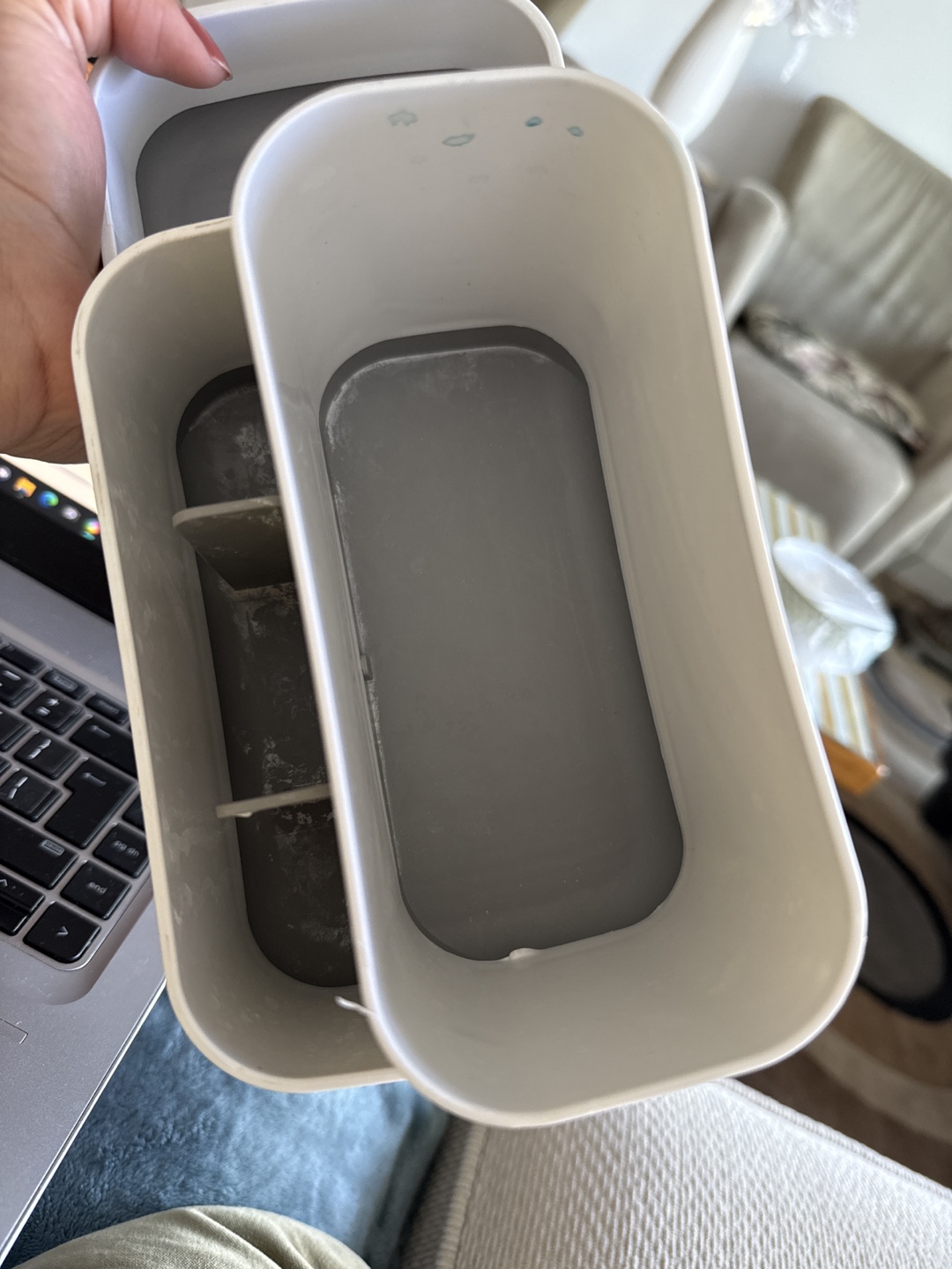 White Plastic Desk Organizer - photo 2
