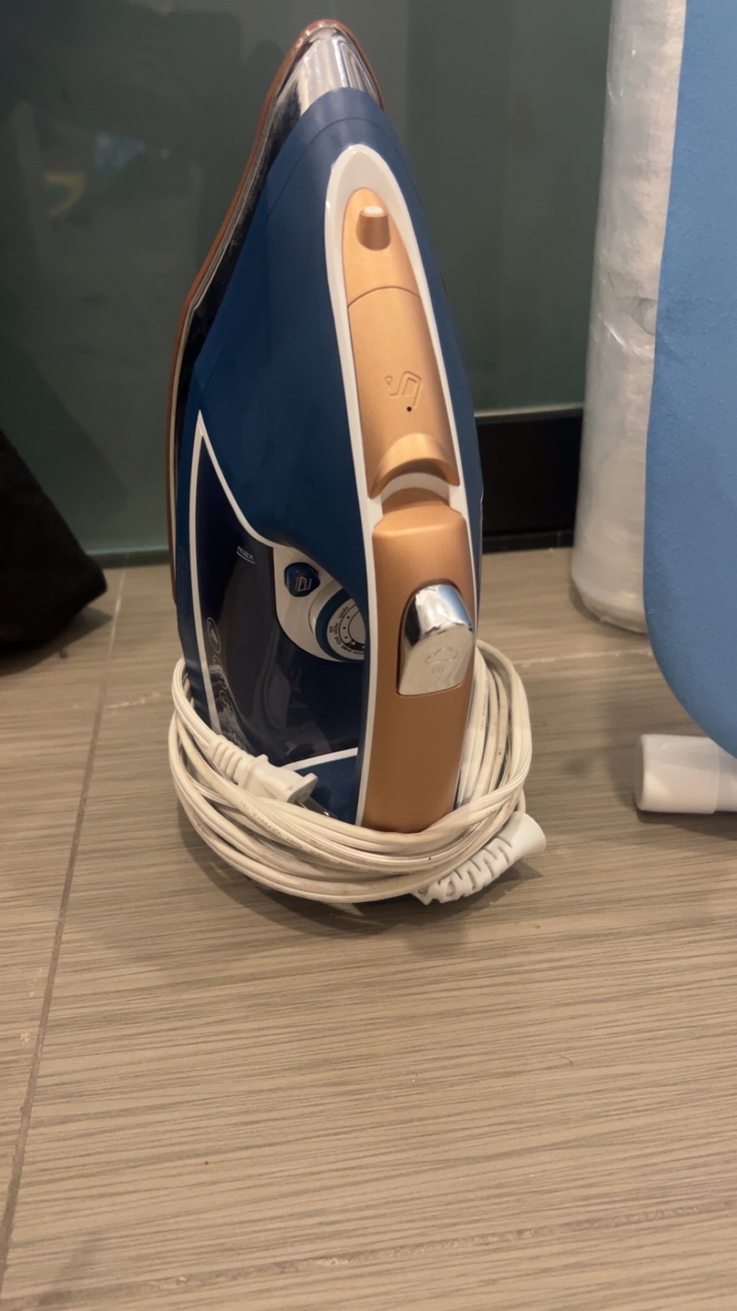 Ironing Board with black decker Iron