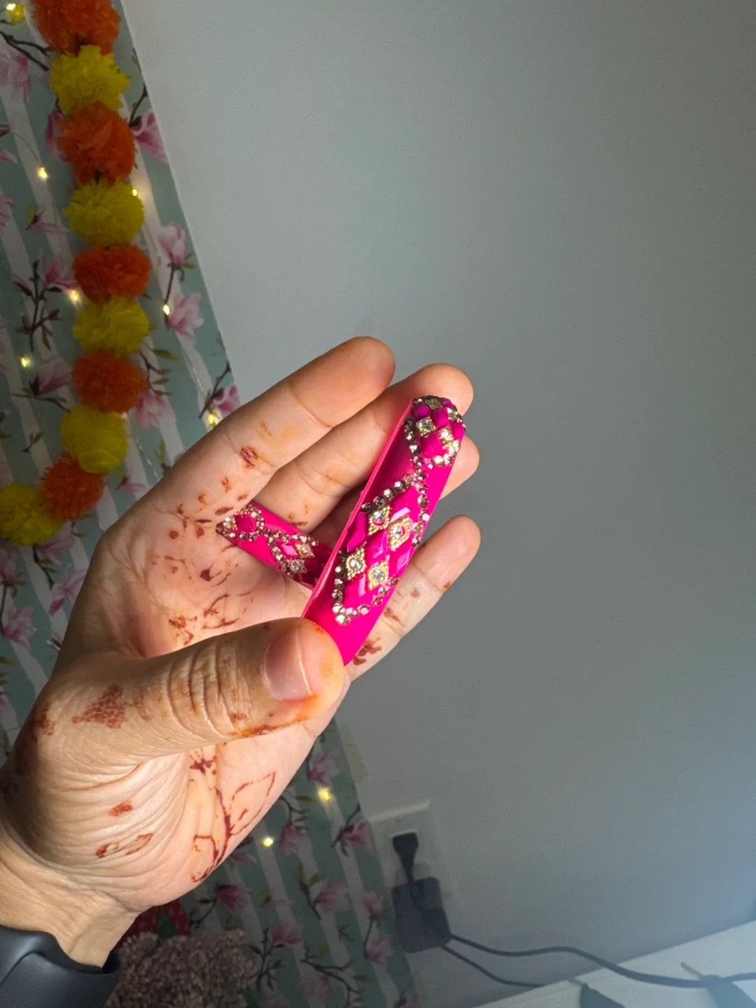 Pink & Gold Bangles image indicator(2)