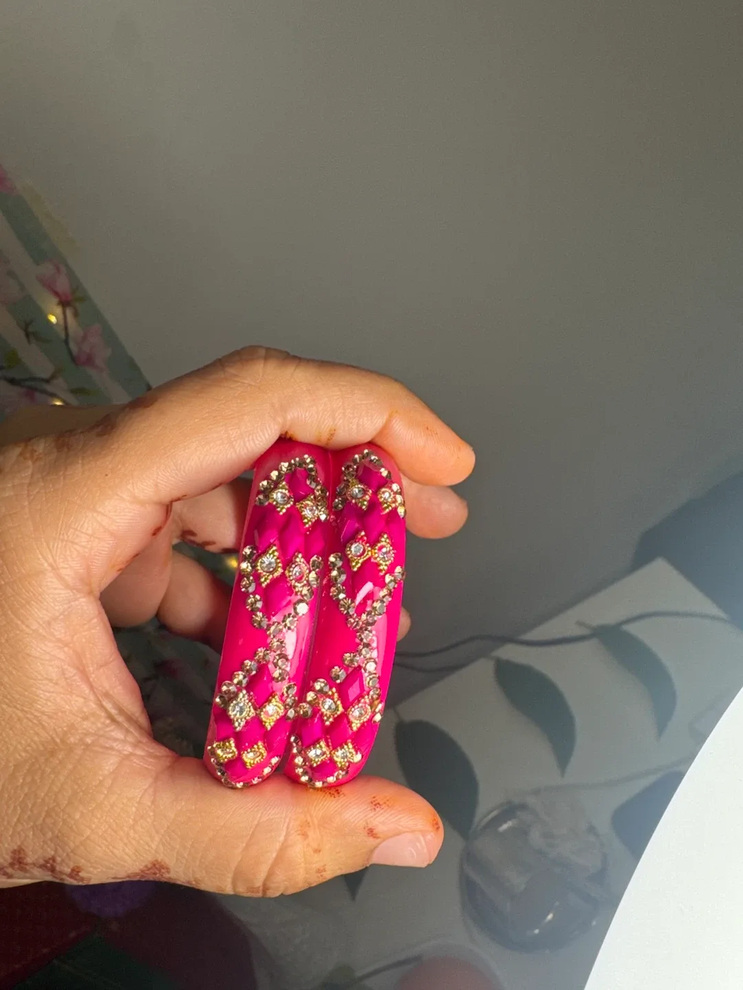 Pink & Gold Bangles image indicator(3)