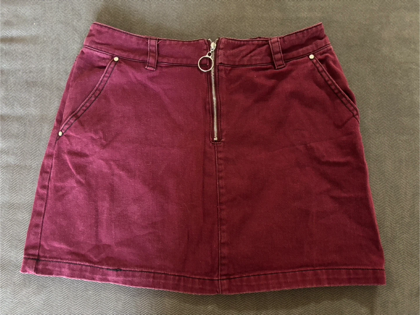 Sofi Angel Maroon Mini Skirt - Size M