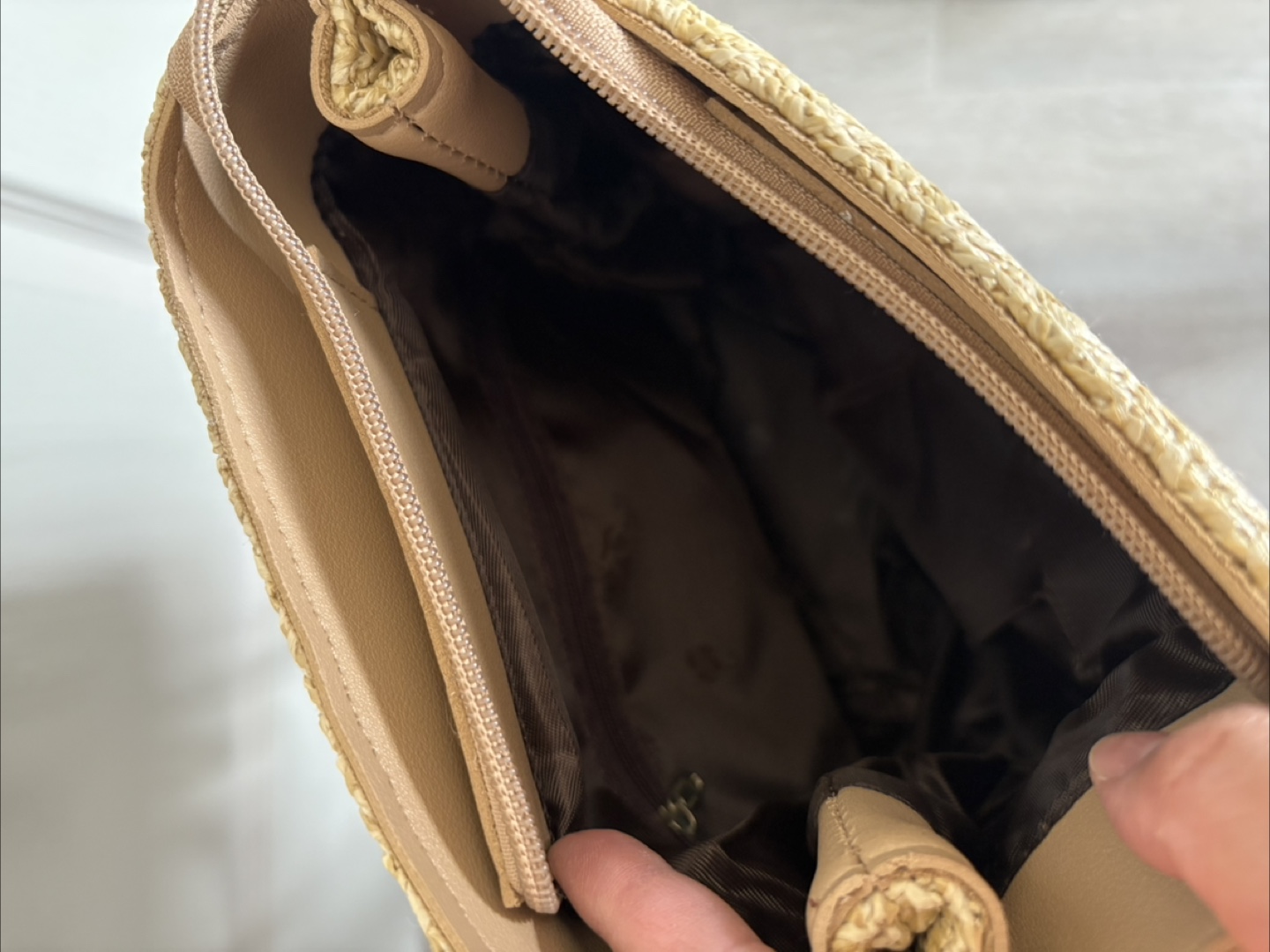 Mizzue Woven Straw Backpack - Beige - photo 3