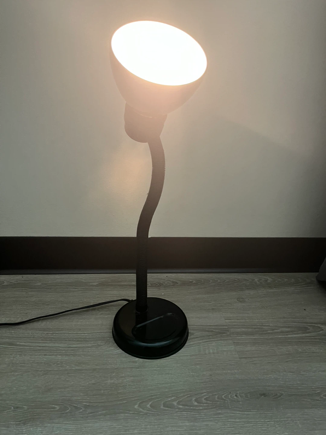 Black Gooseneck Desk Lamp - photo 2