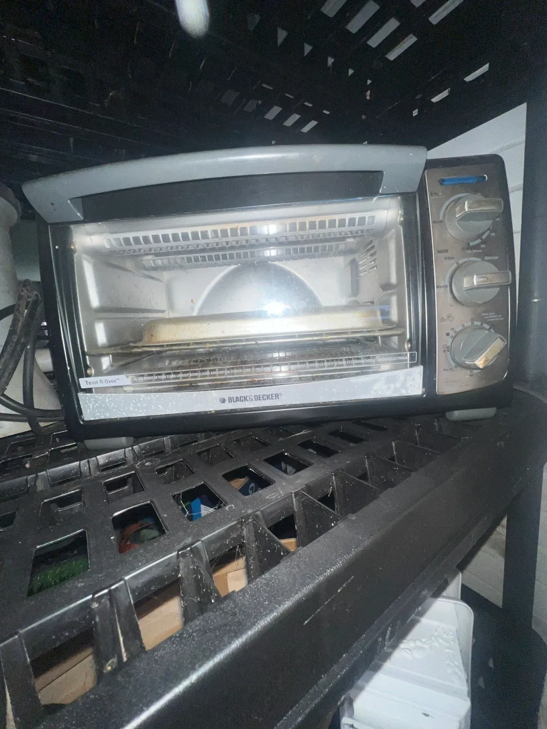 Black & Decker Toast-R-Oven Toaster Oven thumbnail