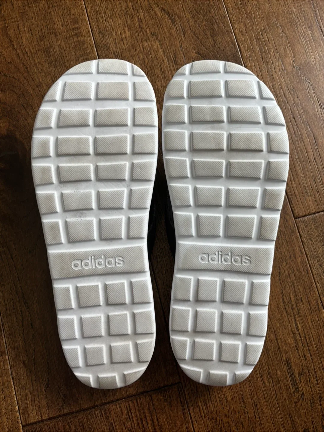Men’s Adidas Flip Flop image indicator(2)