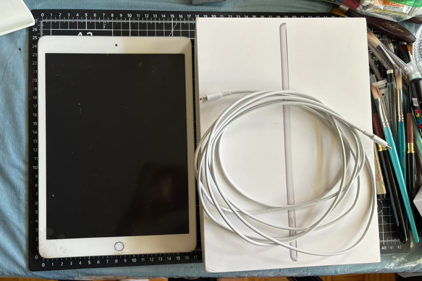 Apple iPad 8th Gen 128GB Wi-Fi - Silver