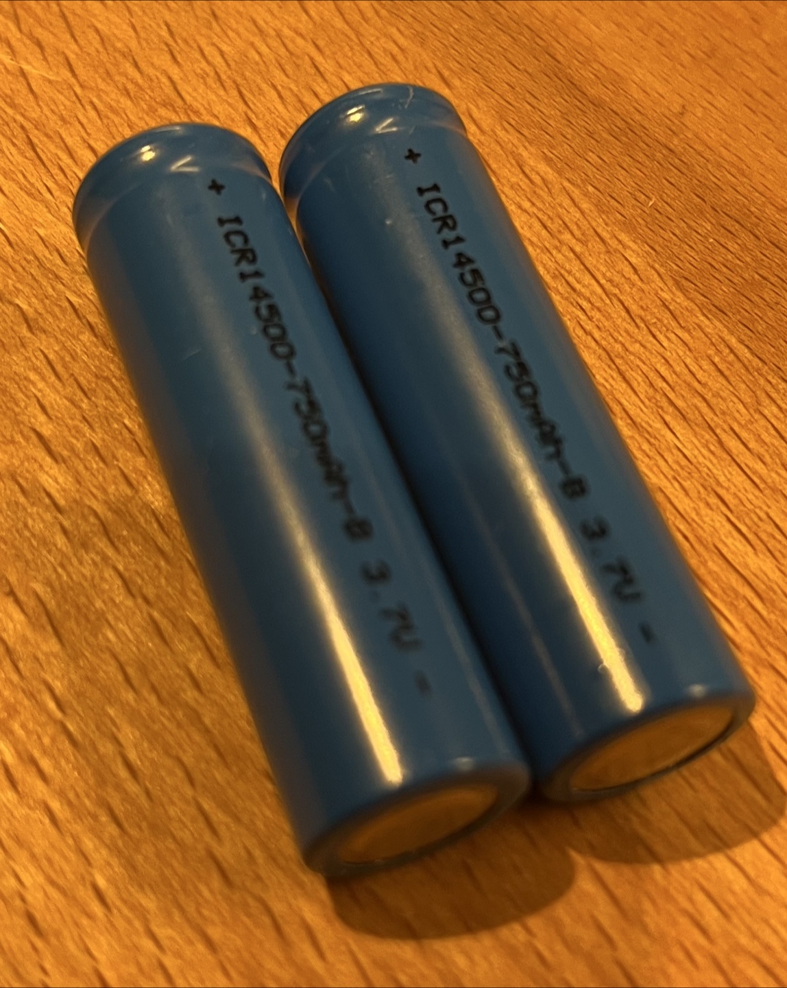 ICR14500-750mAh-8 3.7V Batteries