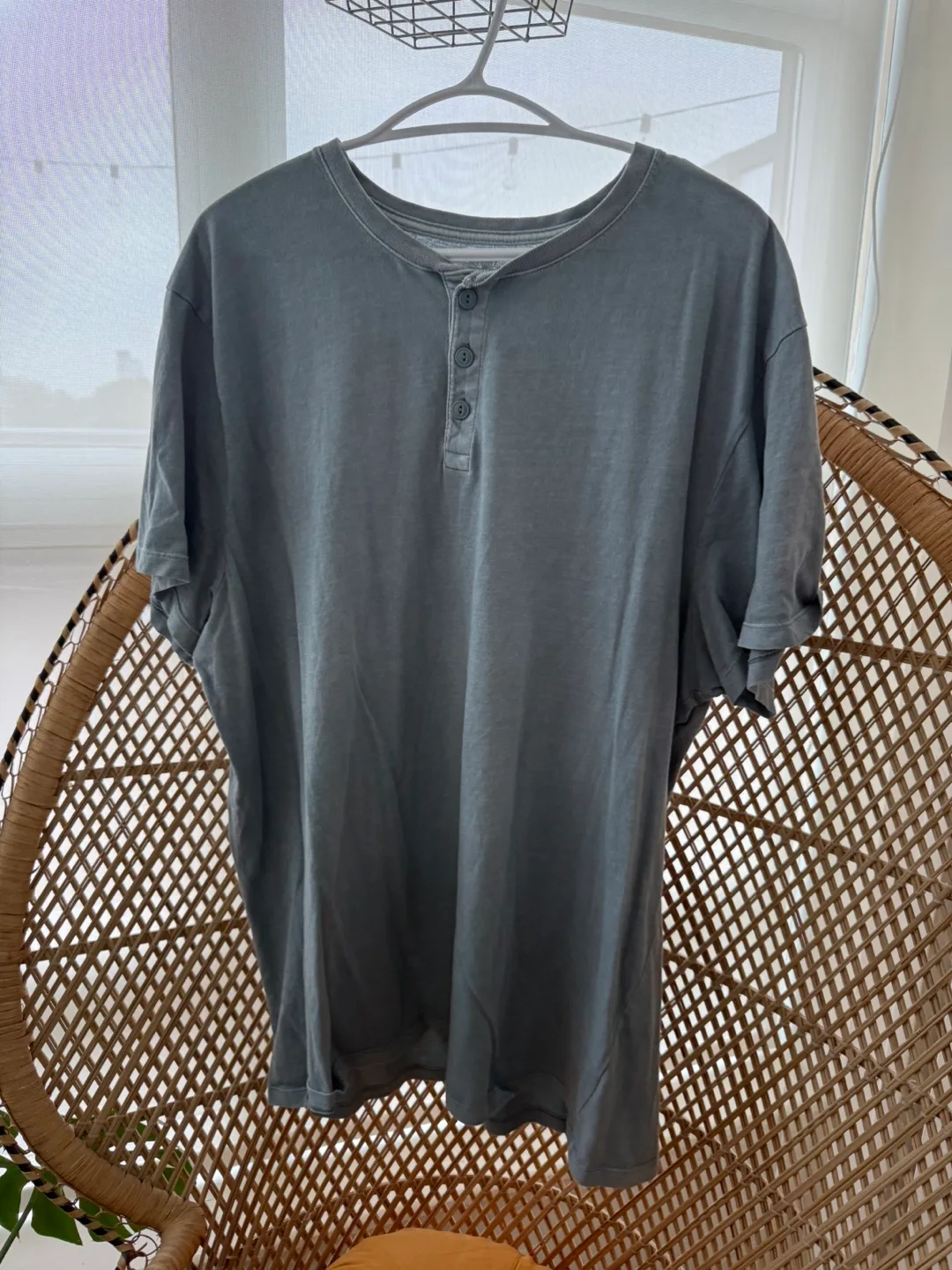 Old Navy XXL Henley Shirt thumbnail