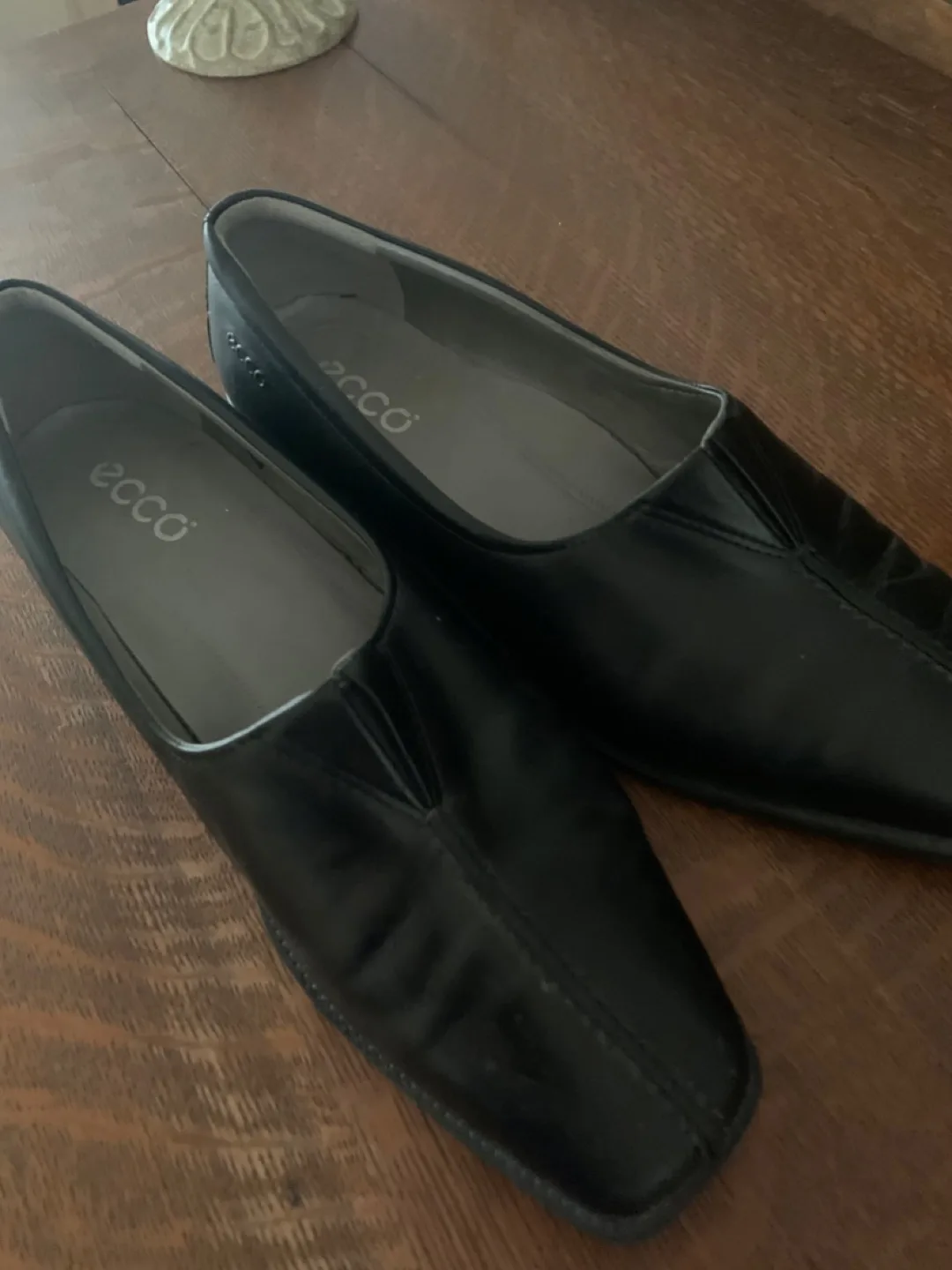 Ecco Black Leather Loafers thumbnail