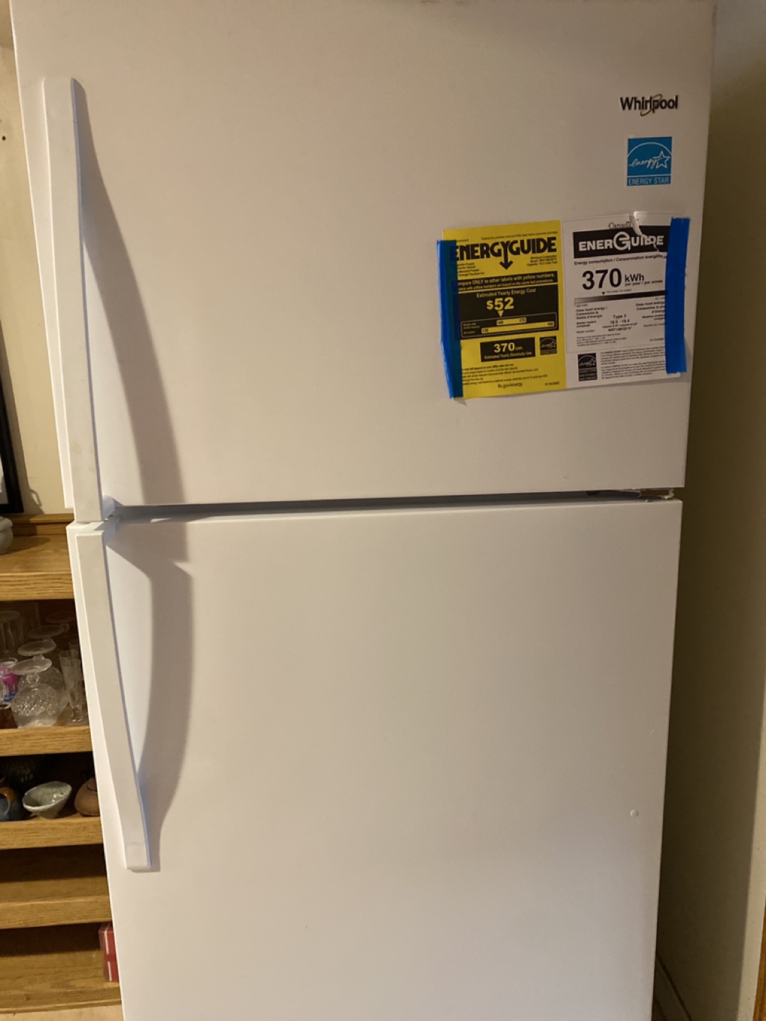 30”Whirlpool White Refrigerator