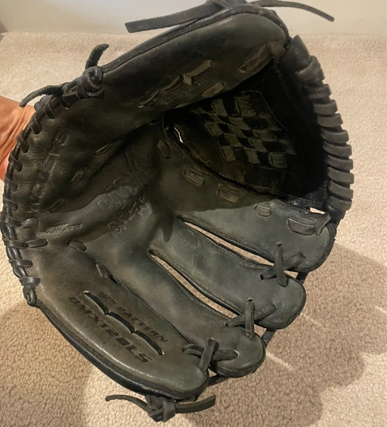 Easton BMX128LS Baseball Glove image indicator(3)